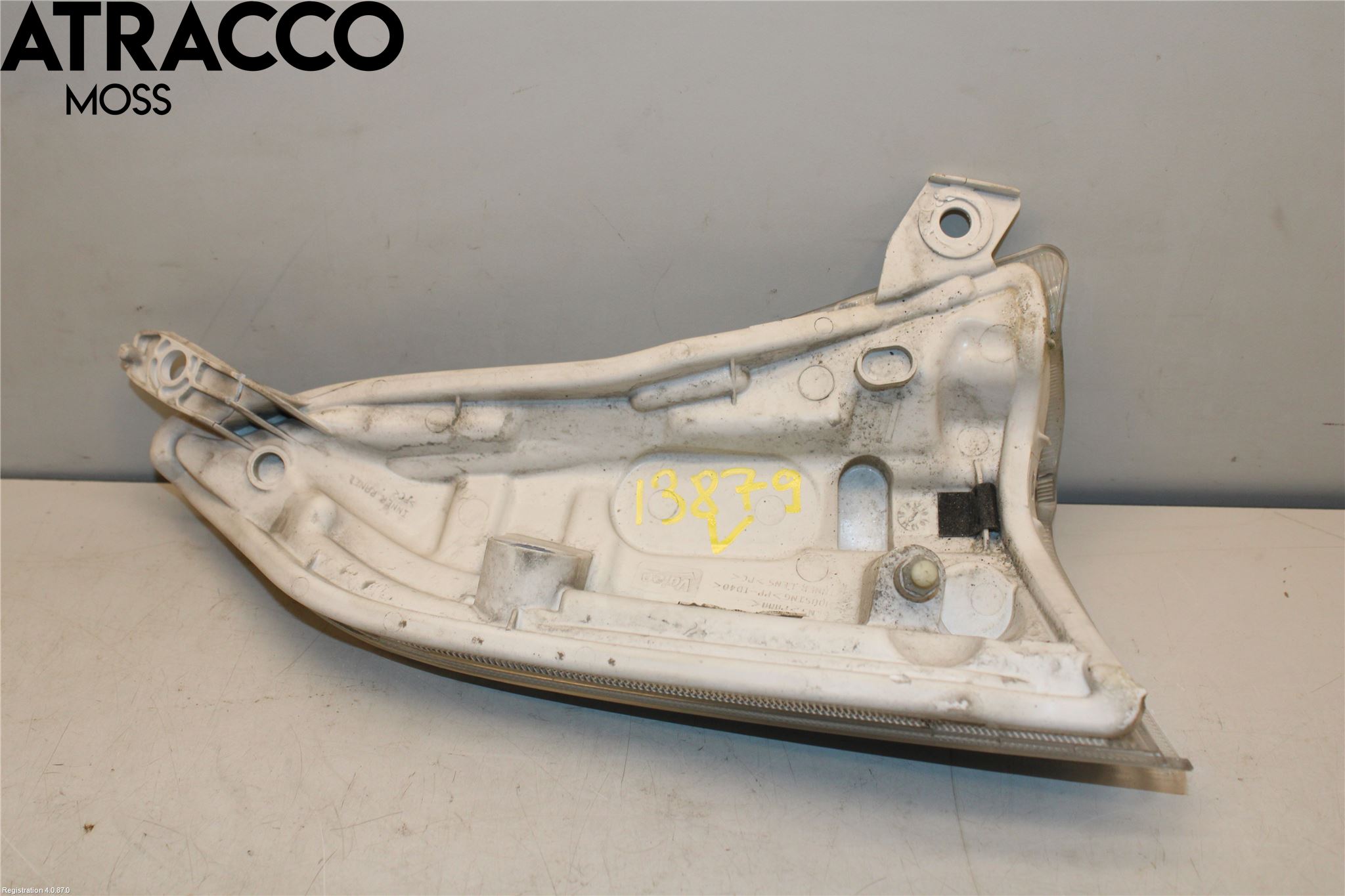 Nissan LEAF 11-17 Frontlykt Hus Venstre