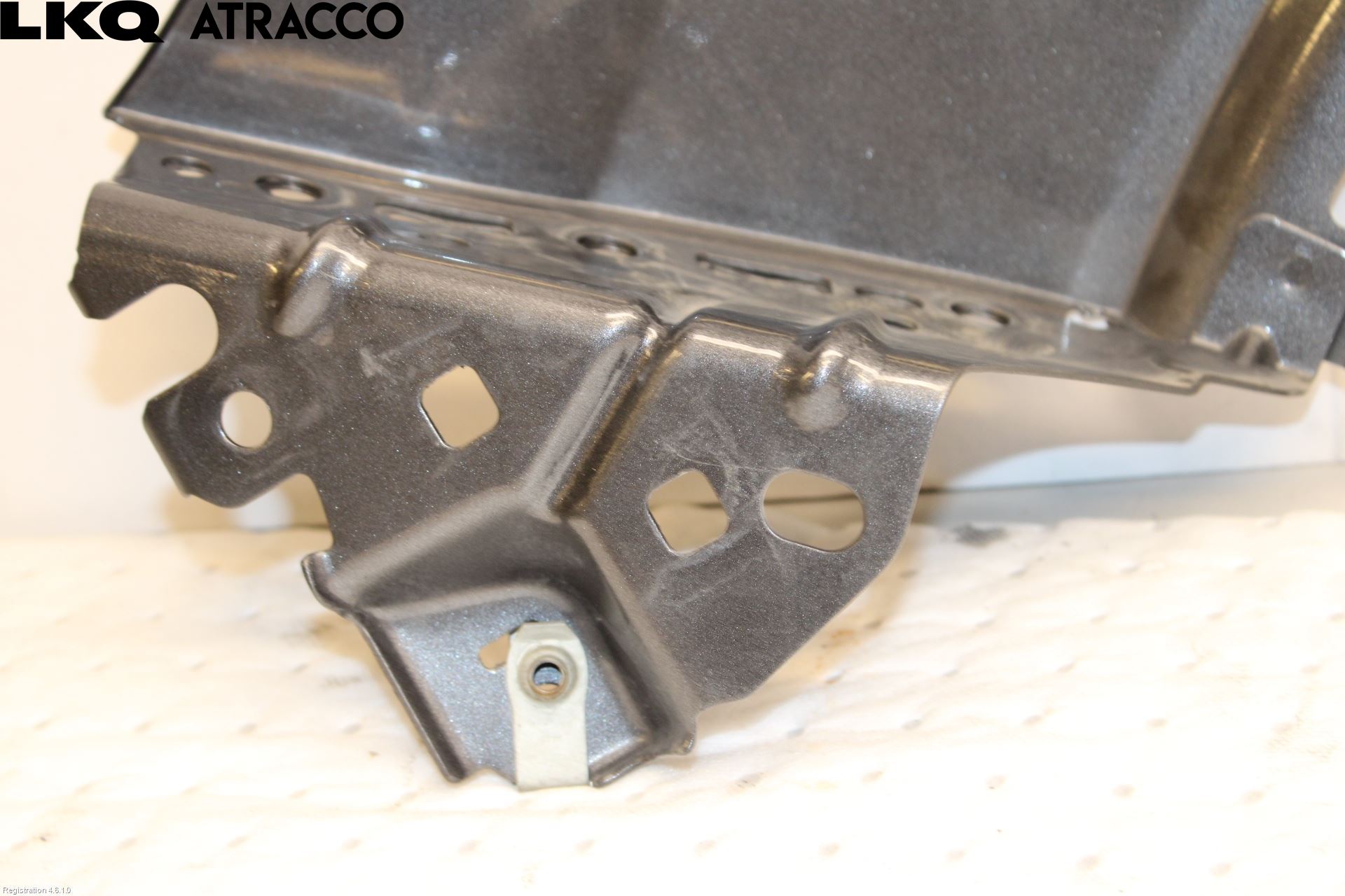 Ford KUGA 13-16 Skjerm Foran Høyre