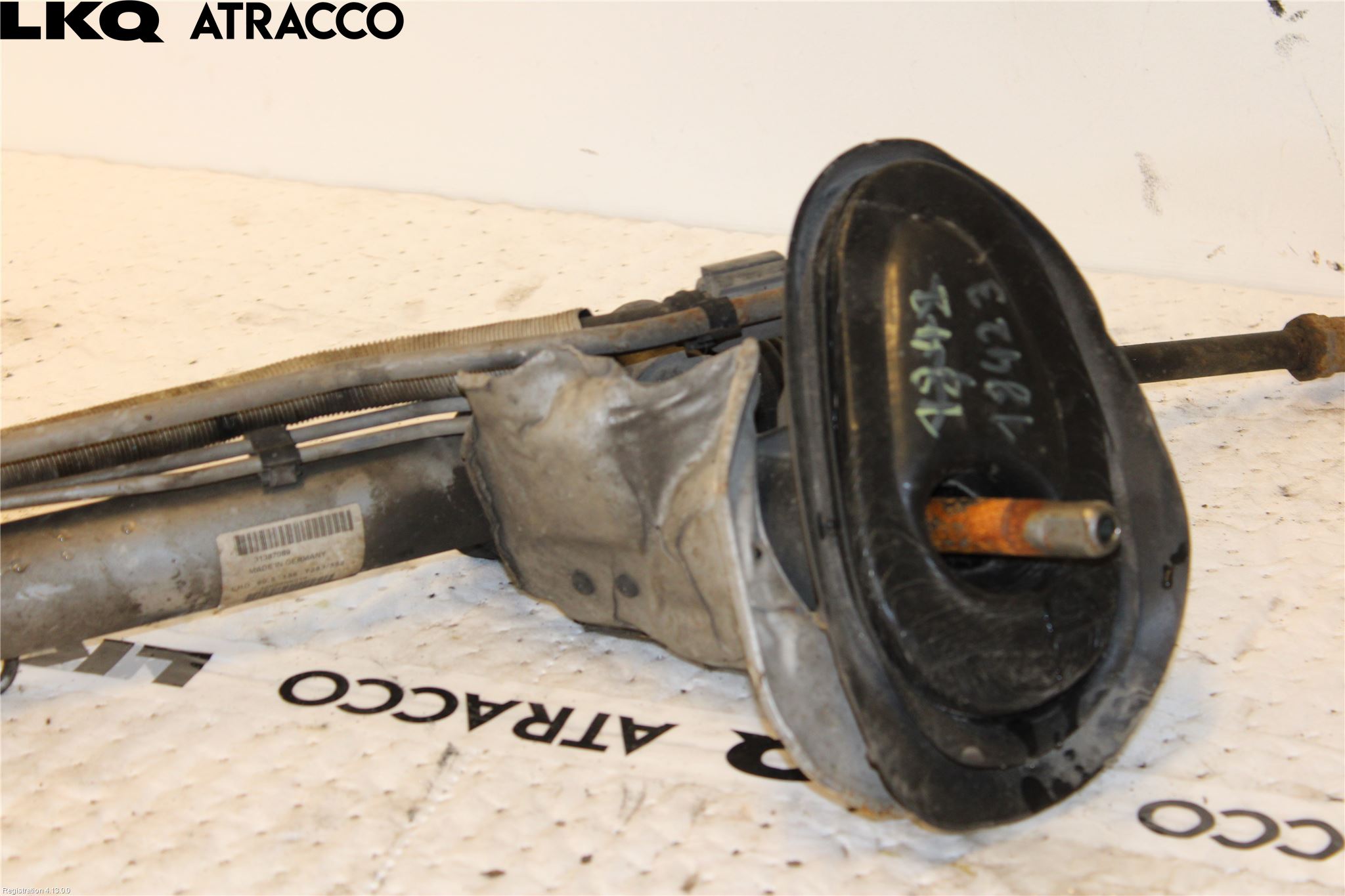 Volvo V60 11-13 Servo Snekke - Tannstang