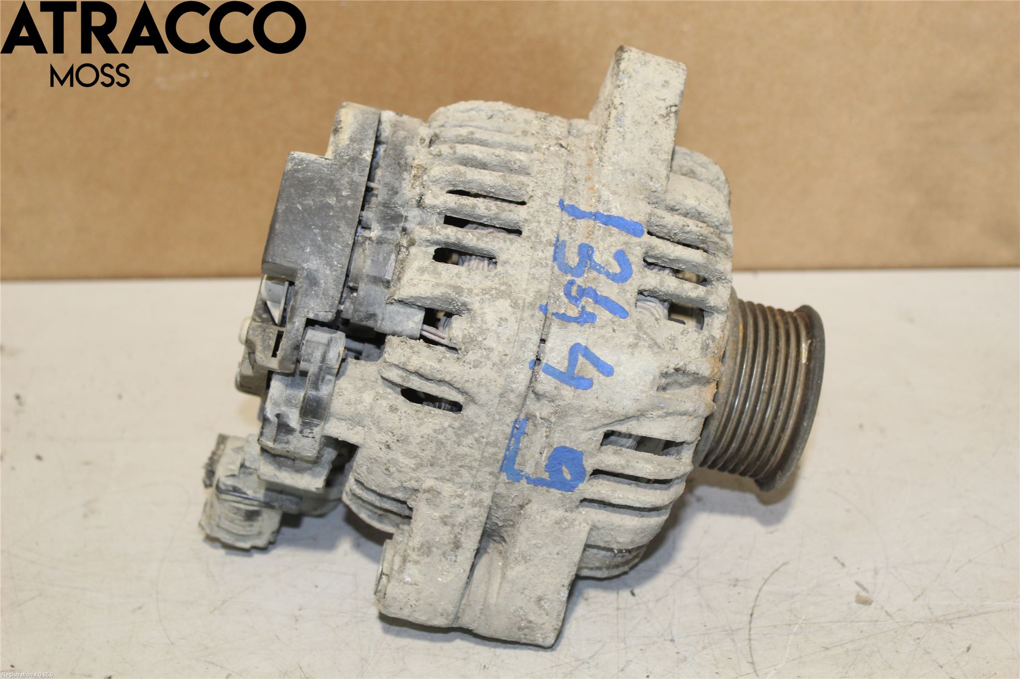Toyota HILUX 05-16 Dynamo