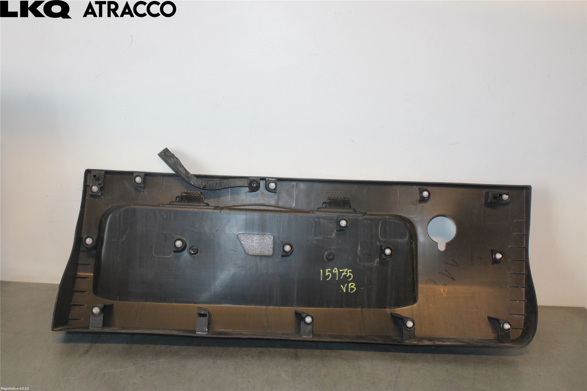 Ford E-TRANSIT SKÅP/BUSS 22- Støtfanger Bak List