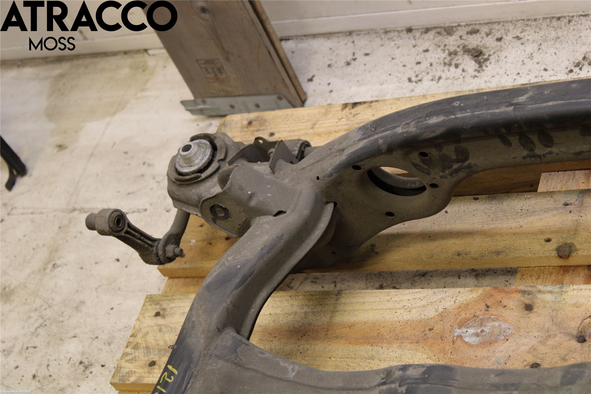 Mercedes-Benz MB CLA-KLASS (C117/X117) 13-19 Bakaksel Feste Travers-Ramme