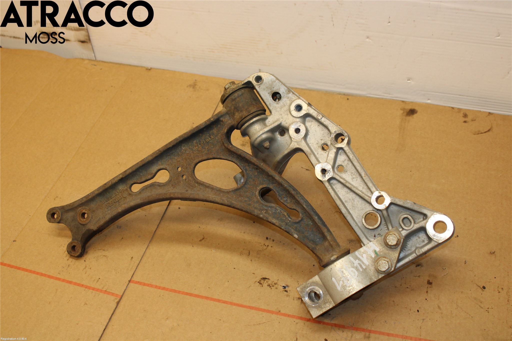 Volkswagen VW SCIROCCO 09-17 Bærearm Foran Høyre Nedre