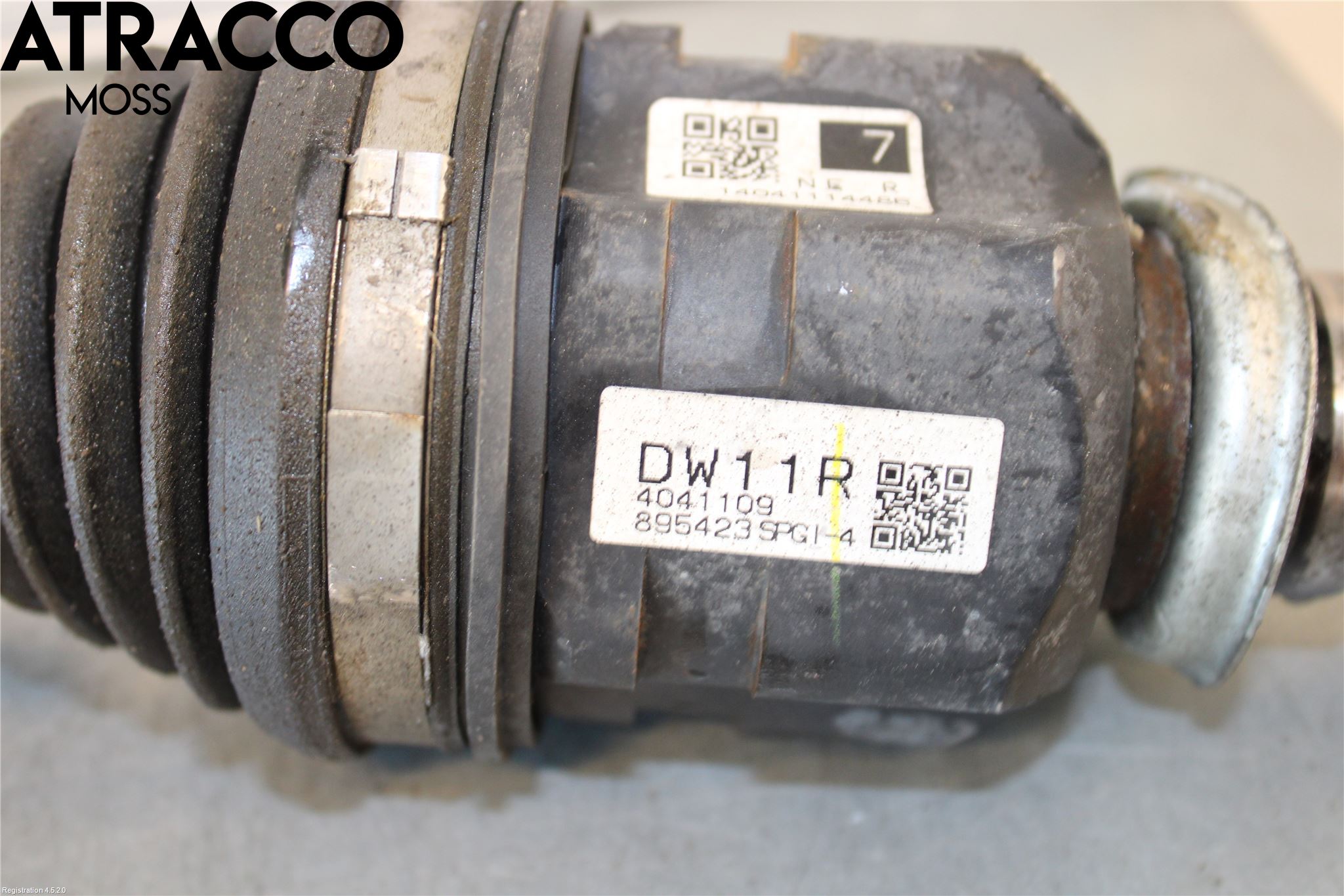 Lexus CT 200h Drivaksel Foran Kompl Høyre