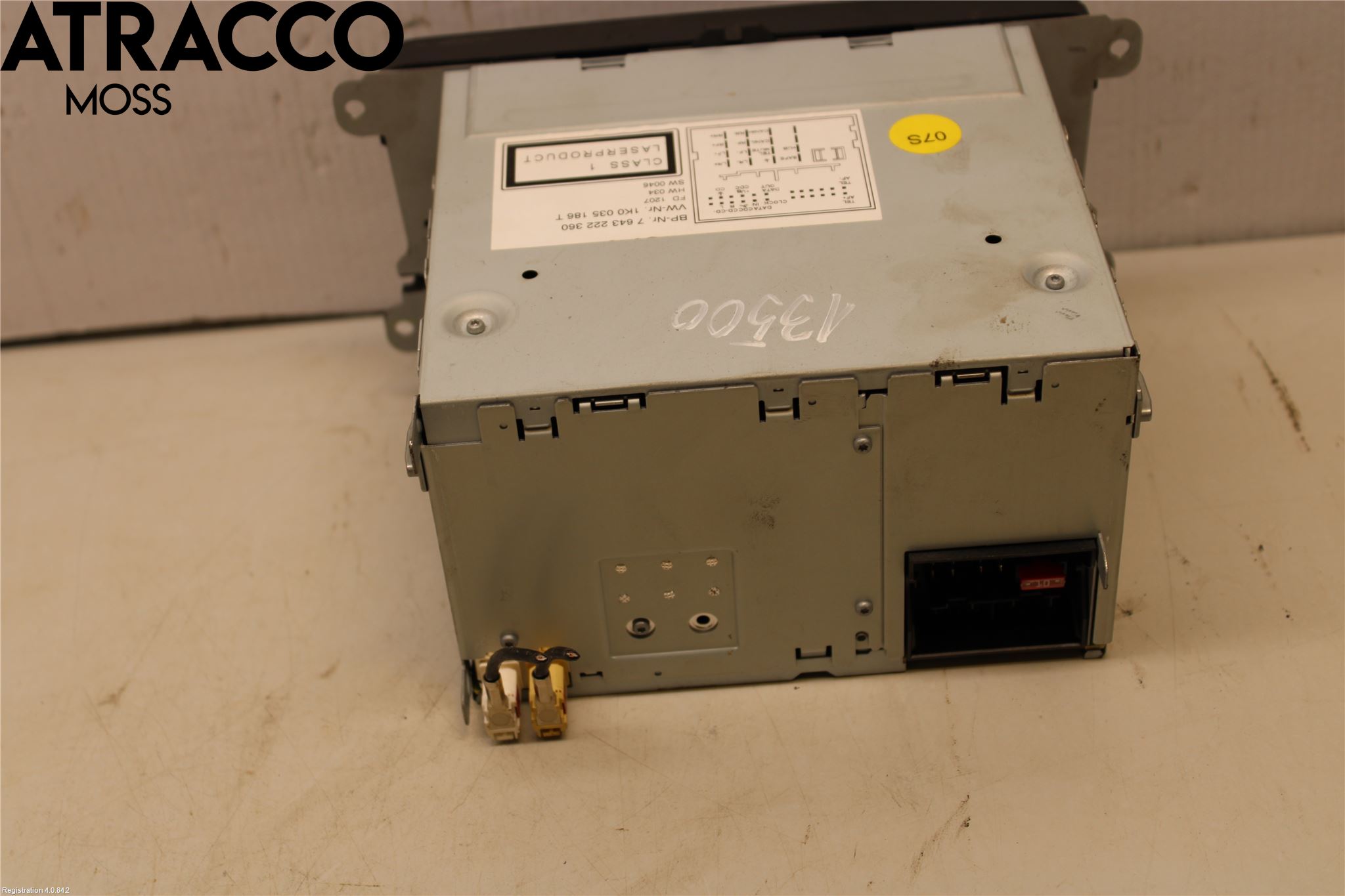 Volkswagen VW GOLF V 04-09 Stereo Radio Med Cd