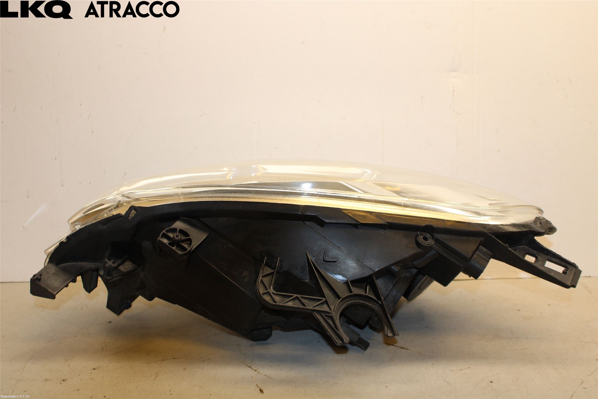 Peugeot PARTNER 08-15 Frontlykt Høyre