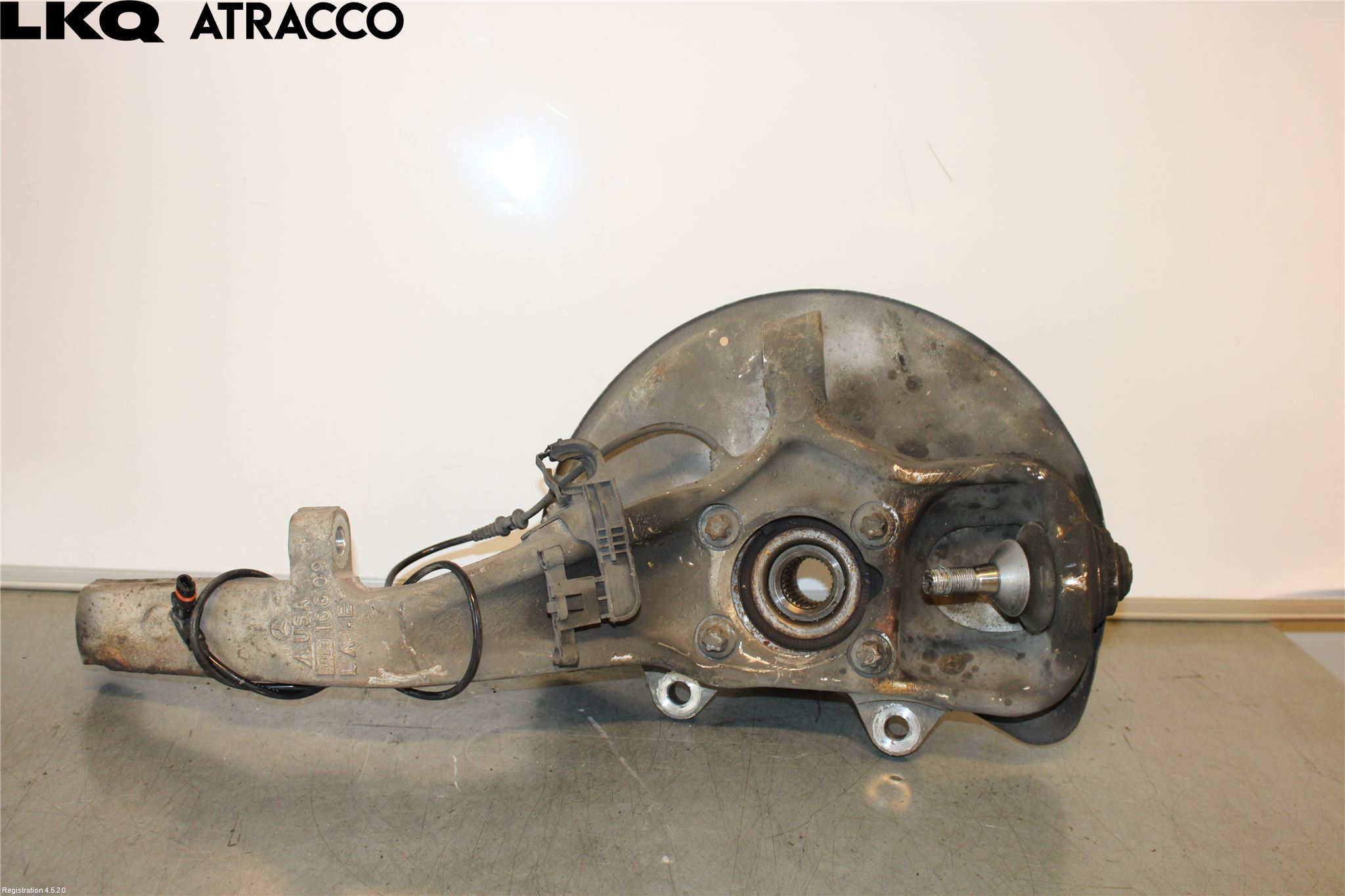 Mercedes-Benz MB ML/GLE-KLASS (W166) 12-18 Spindel Vf