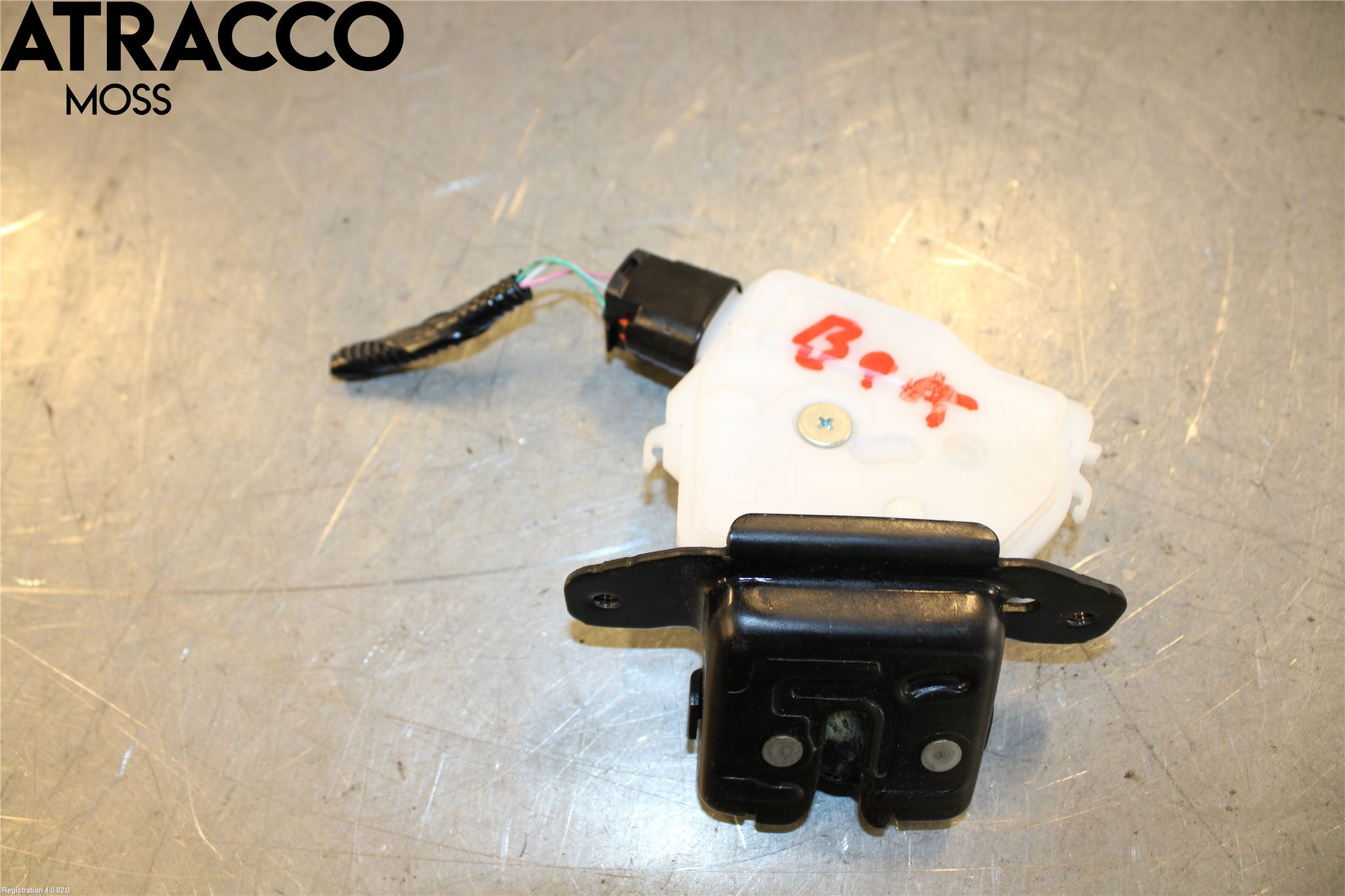 Toyota AURIS 13-19 Bakluke-Lokk Låsekasse