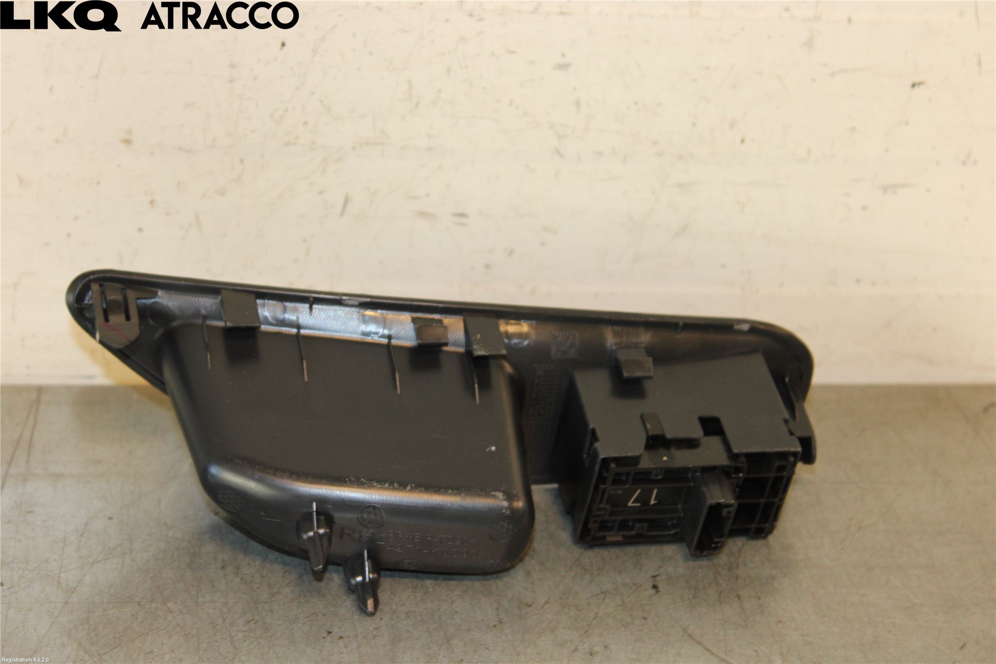 Toyota YARIS CROSS XP21 21- Bryter Vindusheis