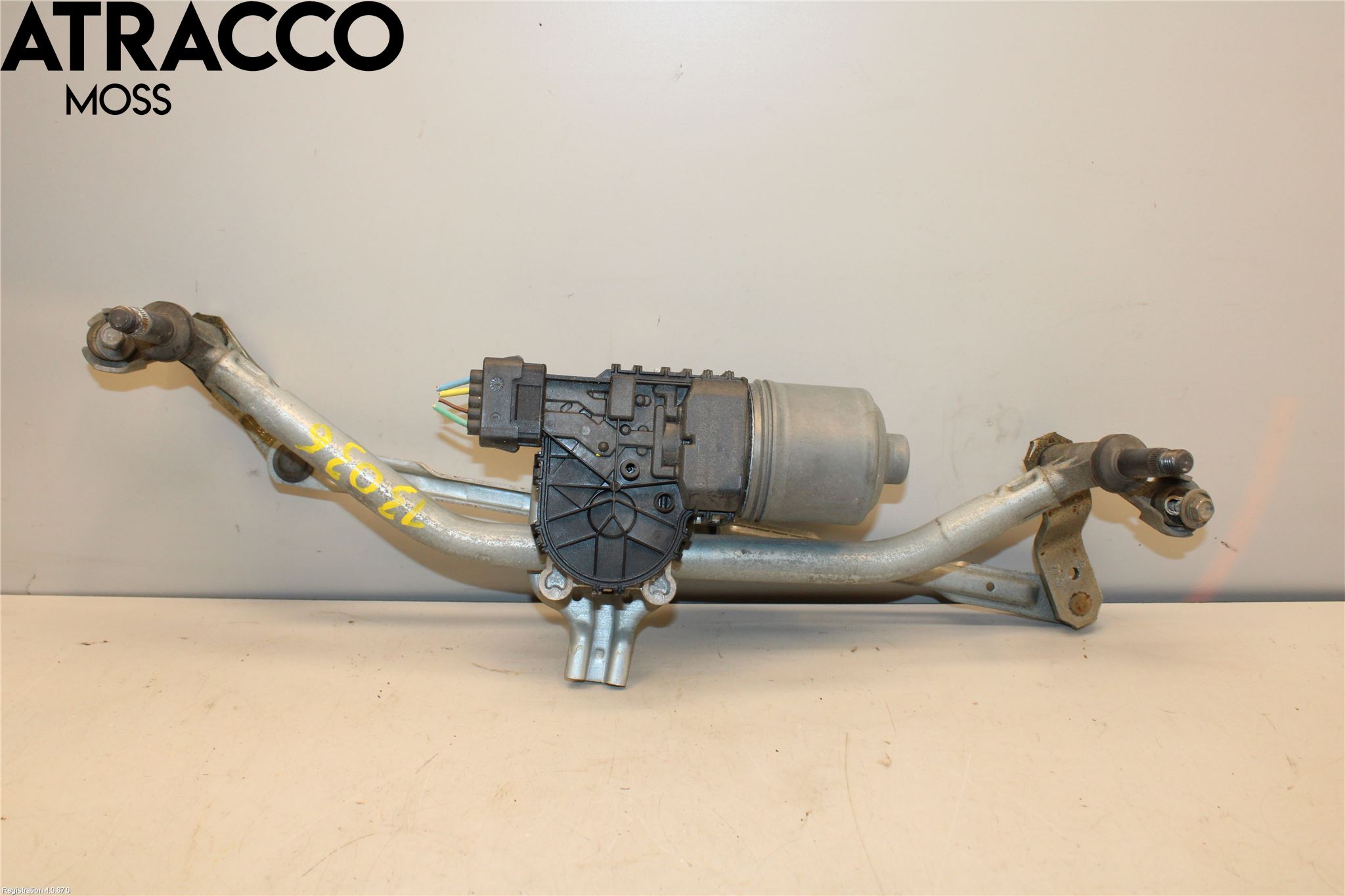 Peugeot 208 12-15 Viskermotor Frontrute