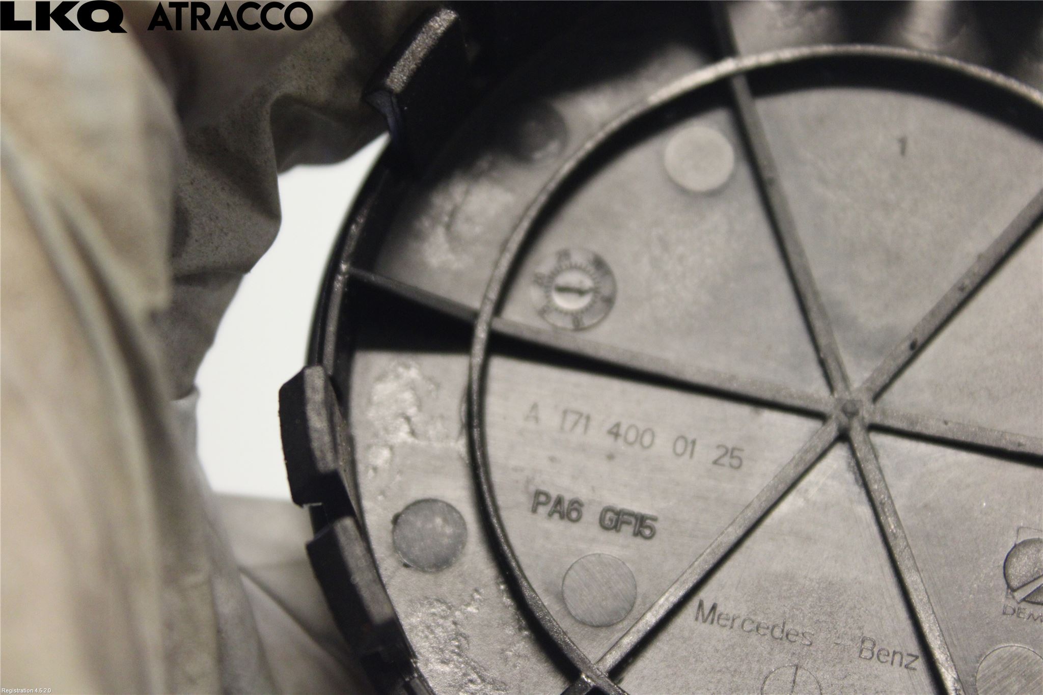 Mercedes-Benz MB E-KLASS (W212) 09-16 Hjulkapsel