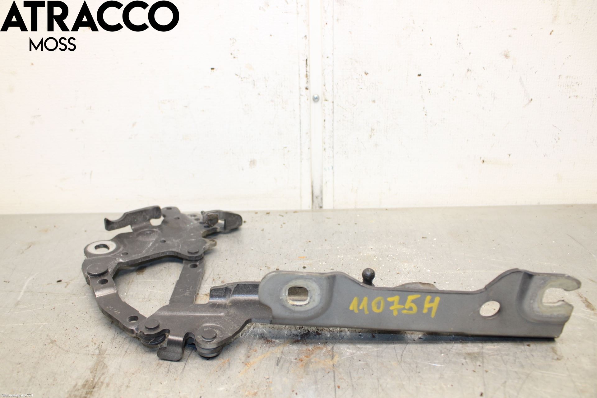 BMW 1 F20/F21 11-19 Panser Hengsel - Hengsler