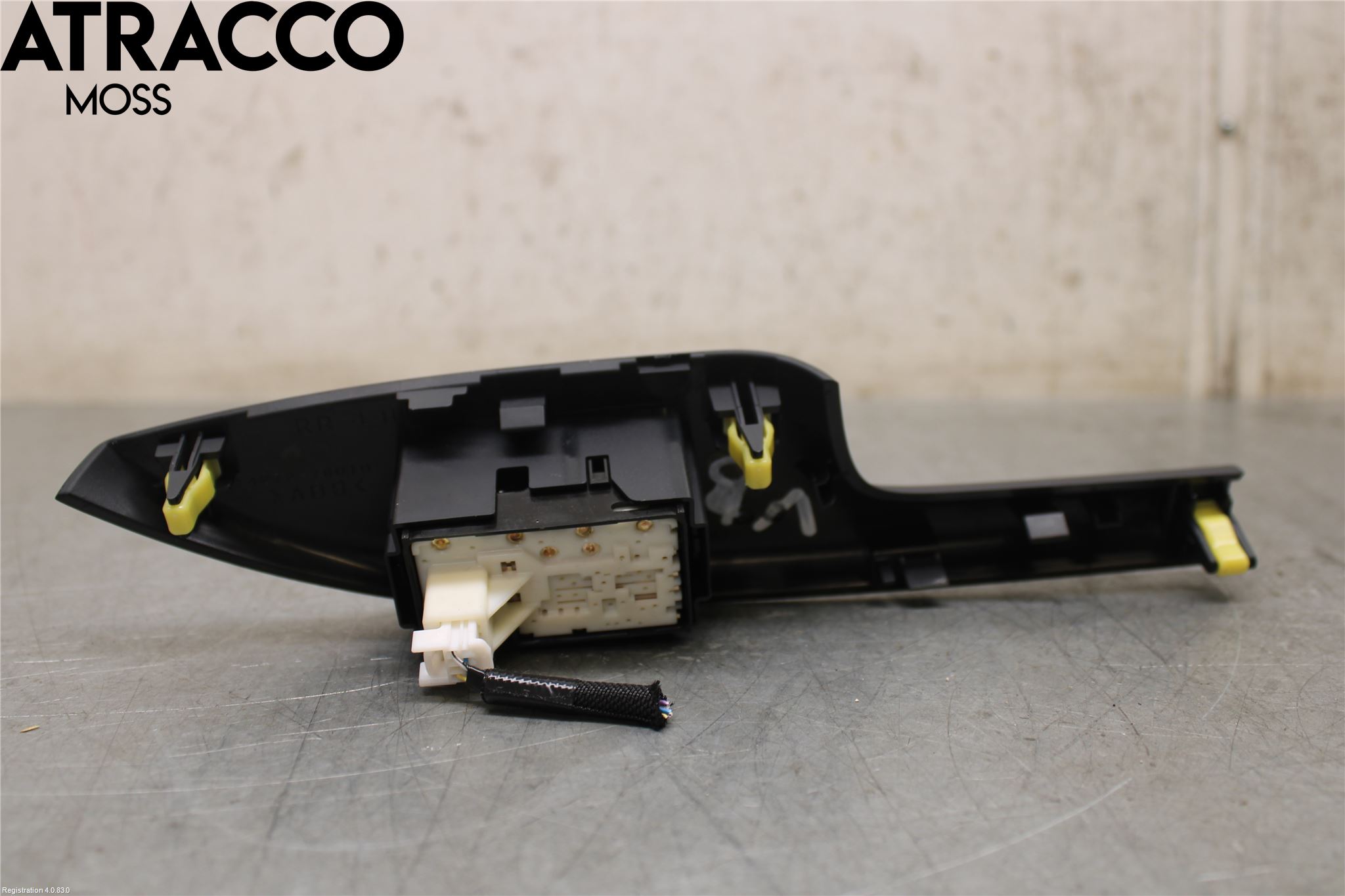 Lexus CT 200h Bryter Vindusheis