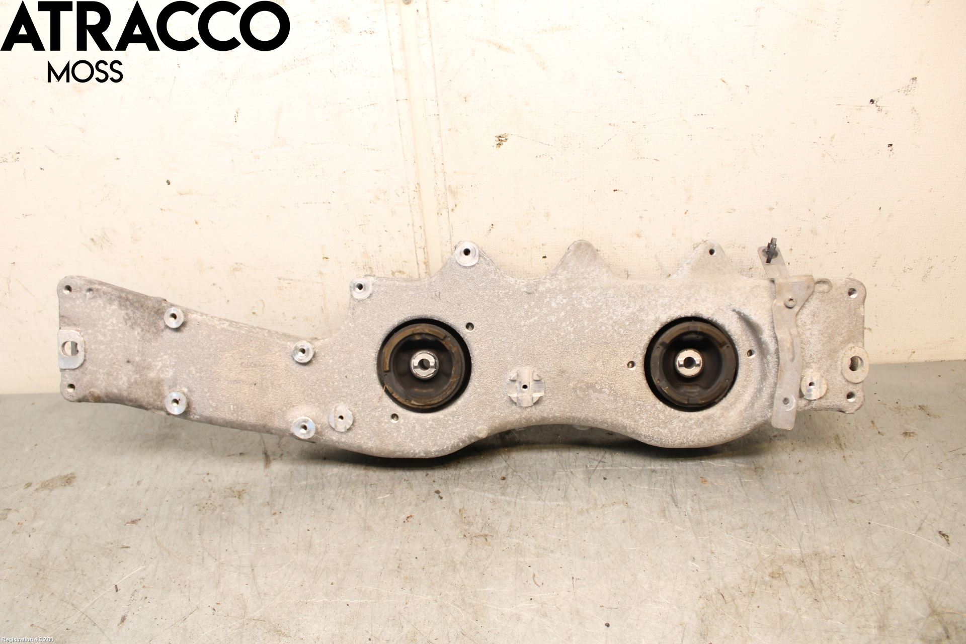 Volkswagen VW UP! / E-UP! Forstillingsbjelke(Tvergående)