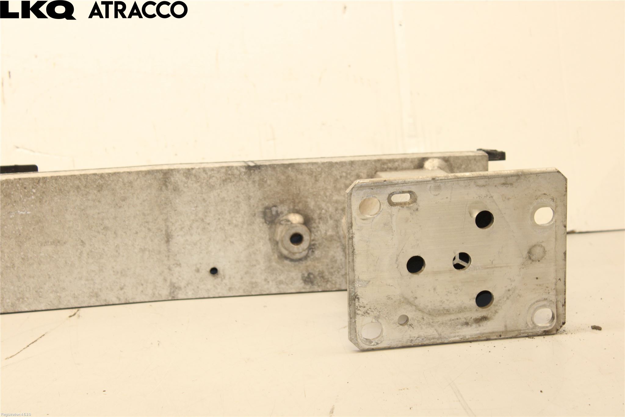 Peugeot PARTNER 08-15 Støtfanger Foran Bjelke