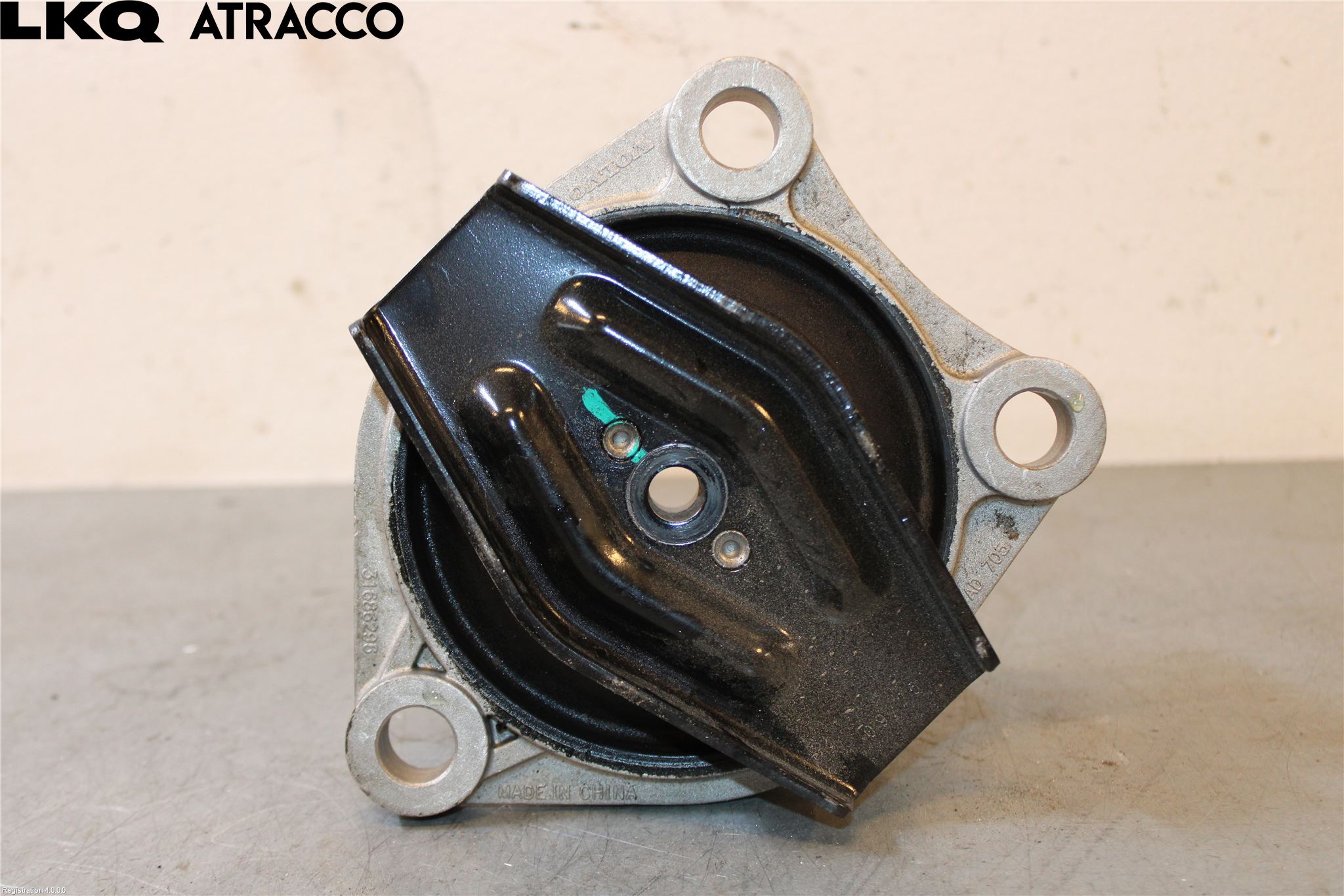 Volvo EX40 25- Motor Feste Gummi