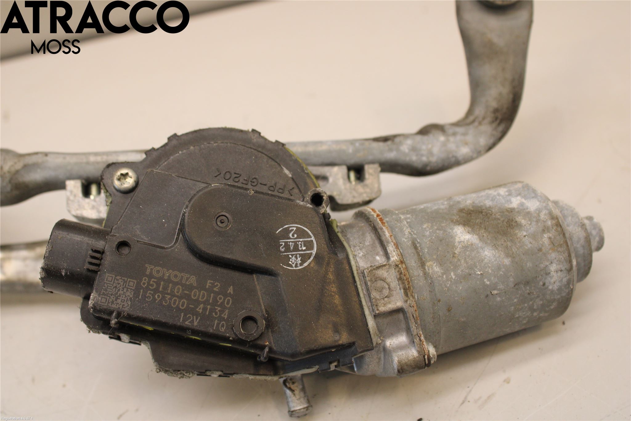 Toyota YARIS XP130 12-14 Viskermotor Frontrute