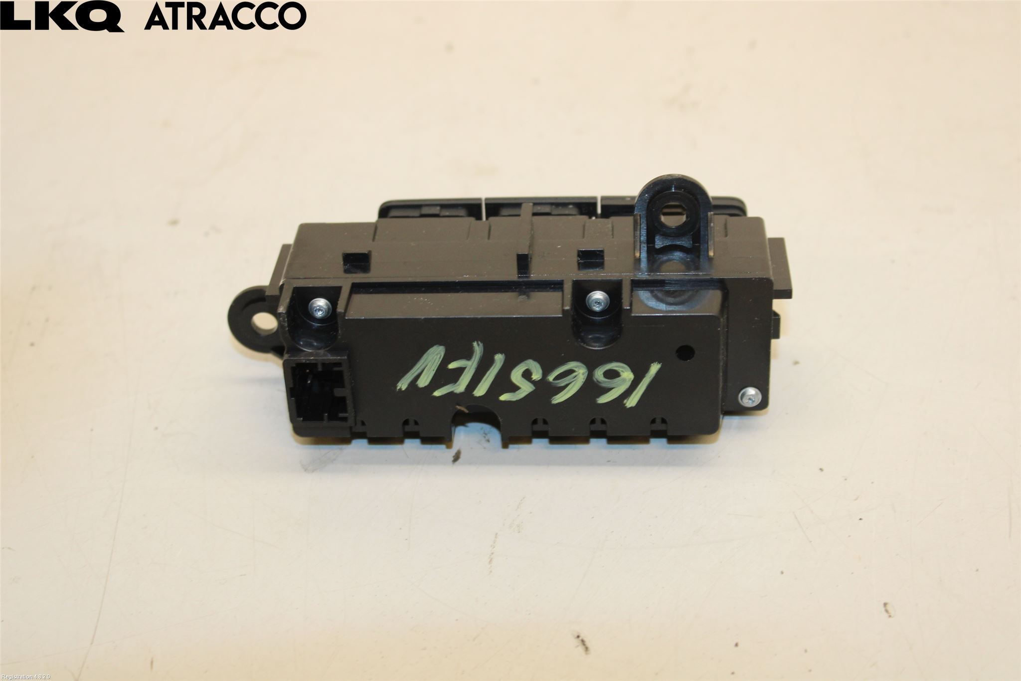 Audi Q4 E-TRON FZ 22- Bryter Hovedlys