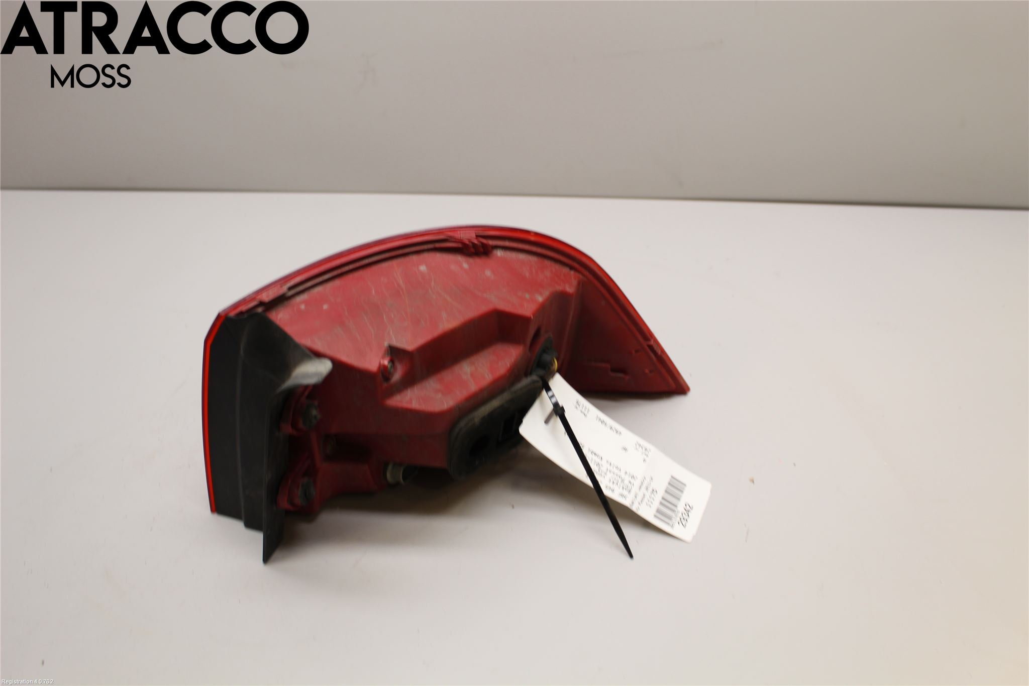 Volkswagen VW PASSAT 11-14 Baklykt Venstre