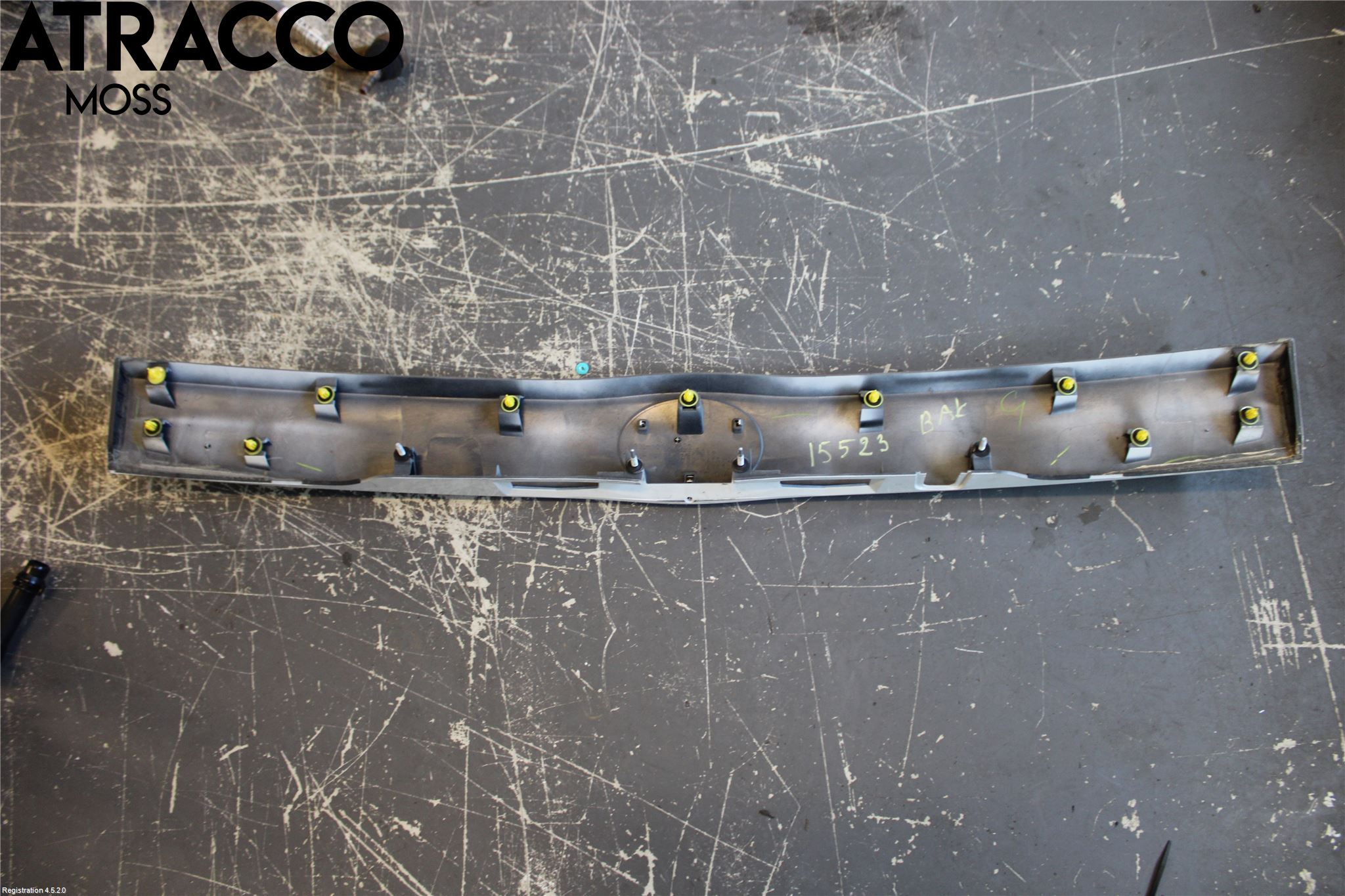 Toyota PRIUS ZVW30 09-20 List Bak-Bakluke