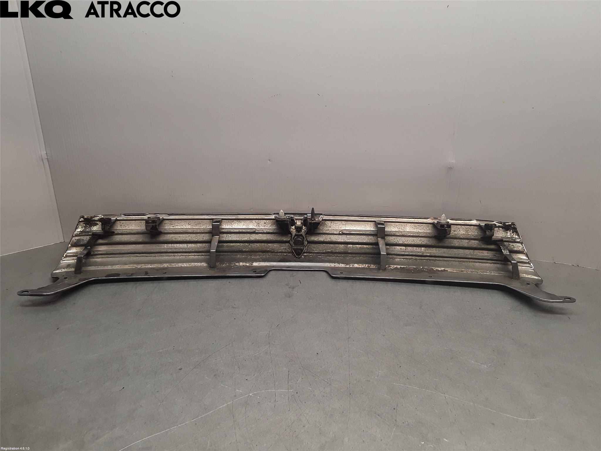 Mitsubishi OUTLANDER 13-21 Grill Komplett