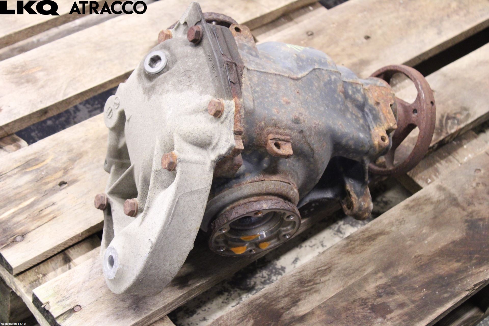 BMW X1 E84 10-15 Bakaksel Kardang Bak -Diff