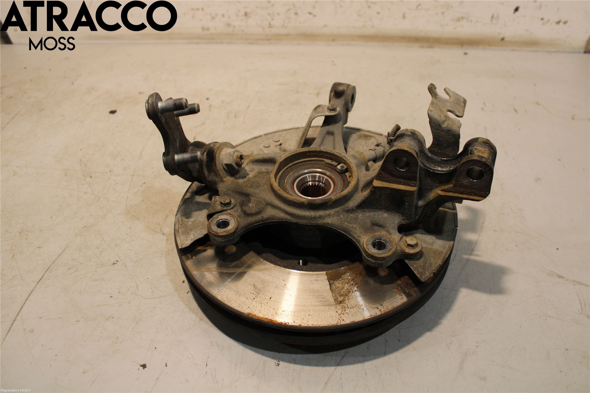 Peugeot 3008 17-24 Spindel Vf