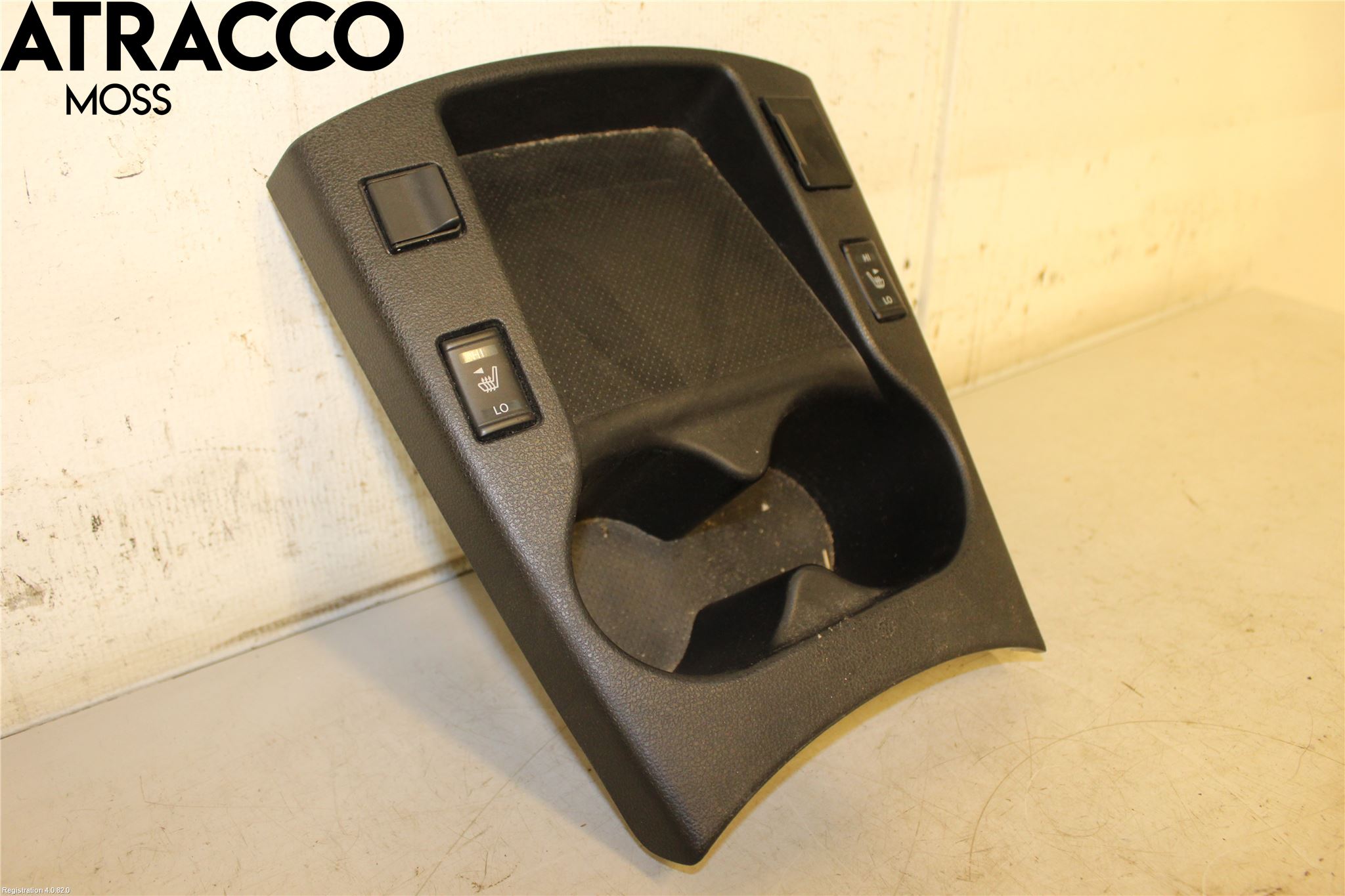 Nissan LEAF 11-17 Innr Koppholder