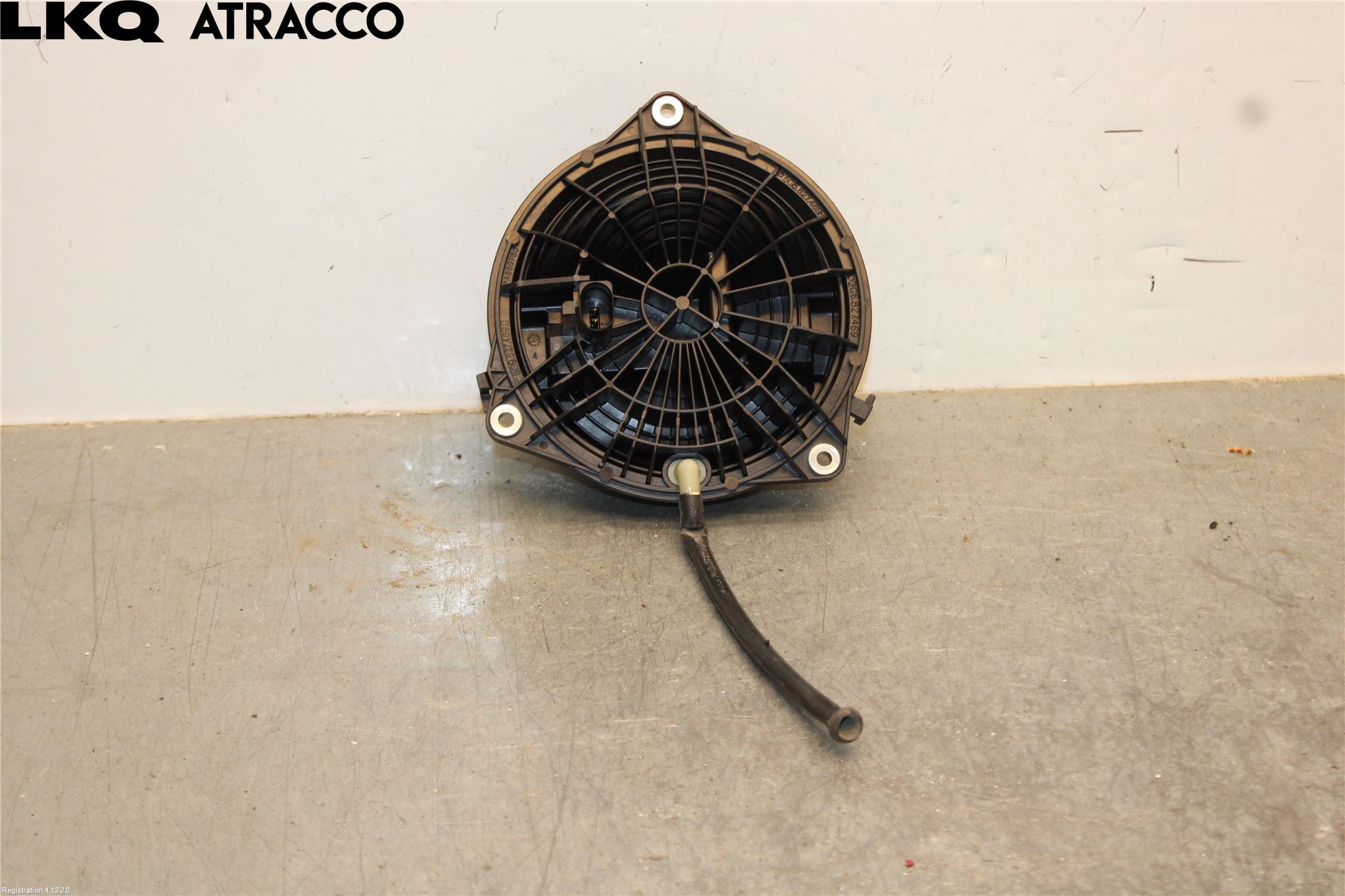 Volkswagen VW GOLF / E-GOLF VII 13-20 Bakluke Handtak Ytre