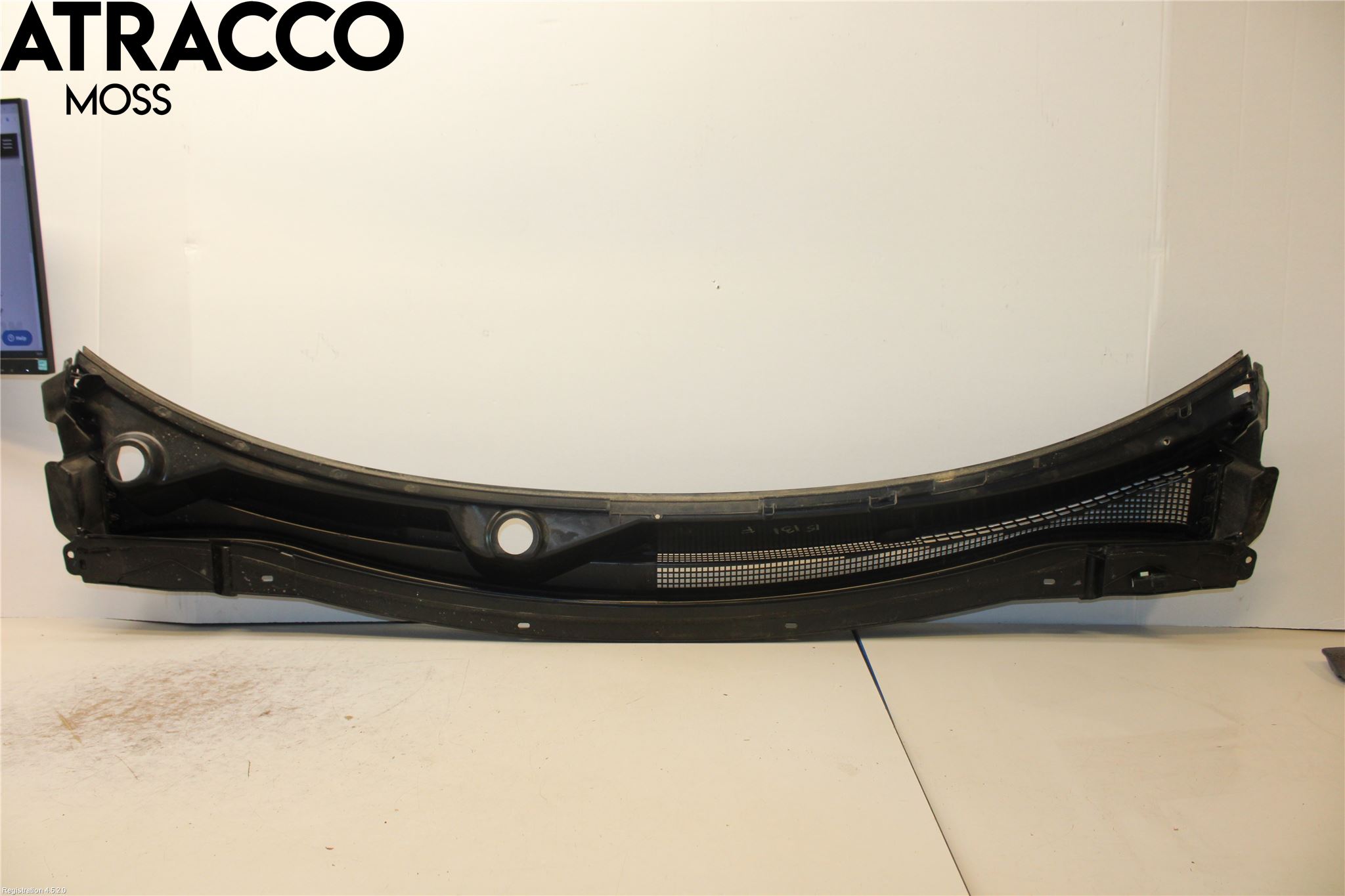 Mitsubishi OUTLANDER 13-21 Visker Deksel-Grill-Under Frr