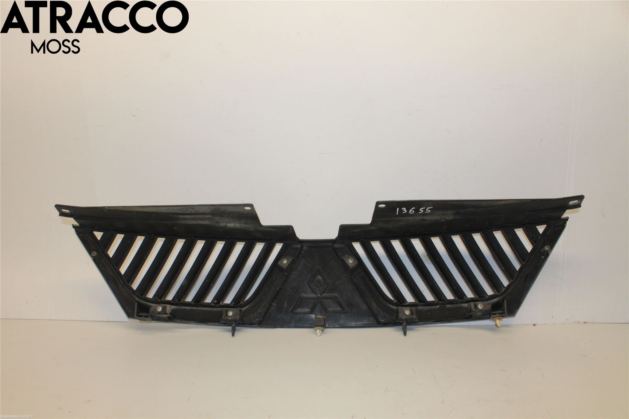 Mitsubishi OUTLANDER 07-12 Grill Komplett