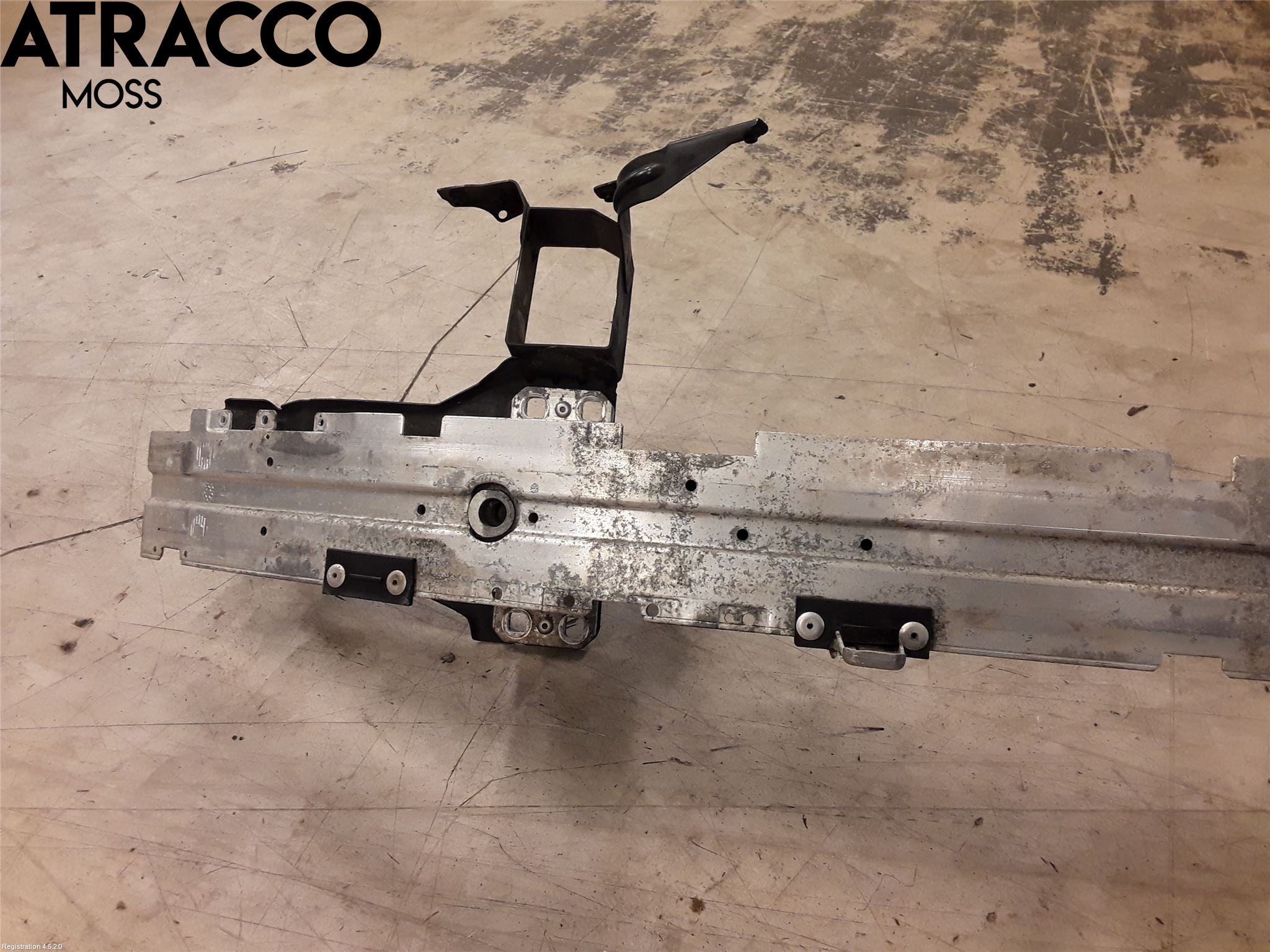 BMW 5 E60/61 Sed/Tou 02-10 Støtfanger Foran Bjelke