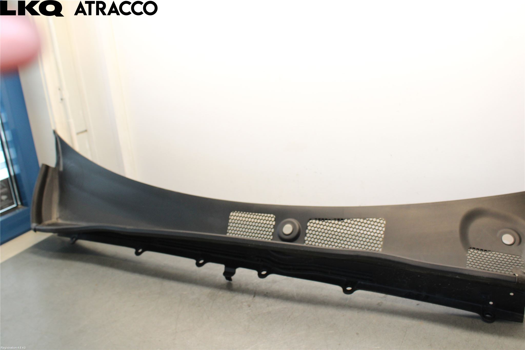 Volvo XC40/RECHARGE 18- Visker Deksel-Grill-Under Frr