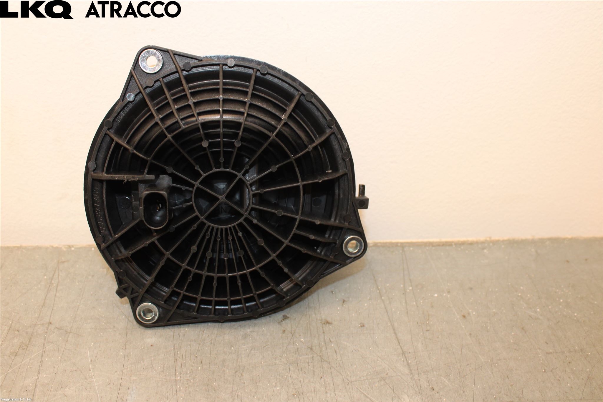 Volkswagen VW POLO 10-17 Bakluke Handtak Ytre