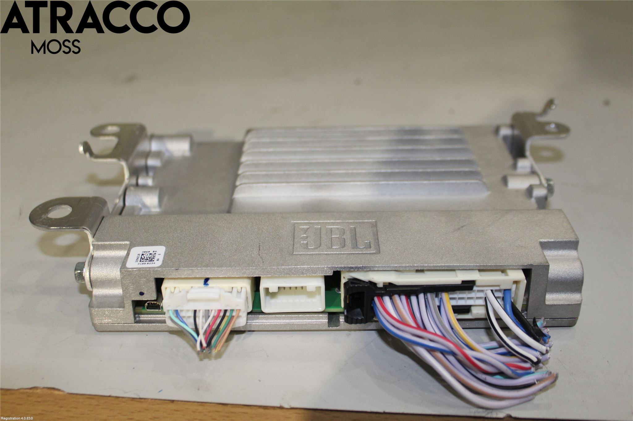 Toyota RAV4 19- Stereo Forsterker