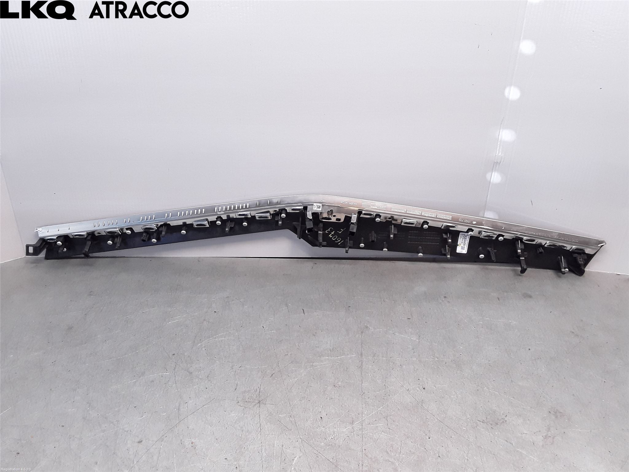 Audi E-TRON, S GE 19- Innr Dashbord Sparkeplate