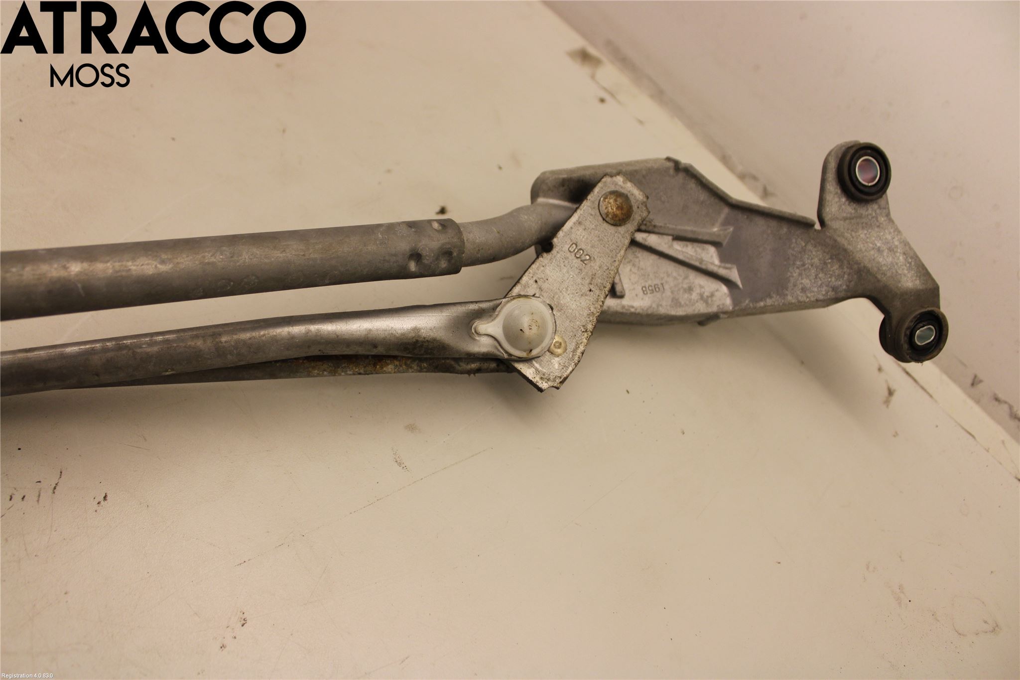 Mitsubishi OUTLANDER 07-12 Viskermotor Frontrute