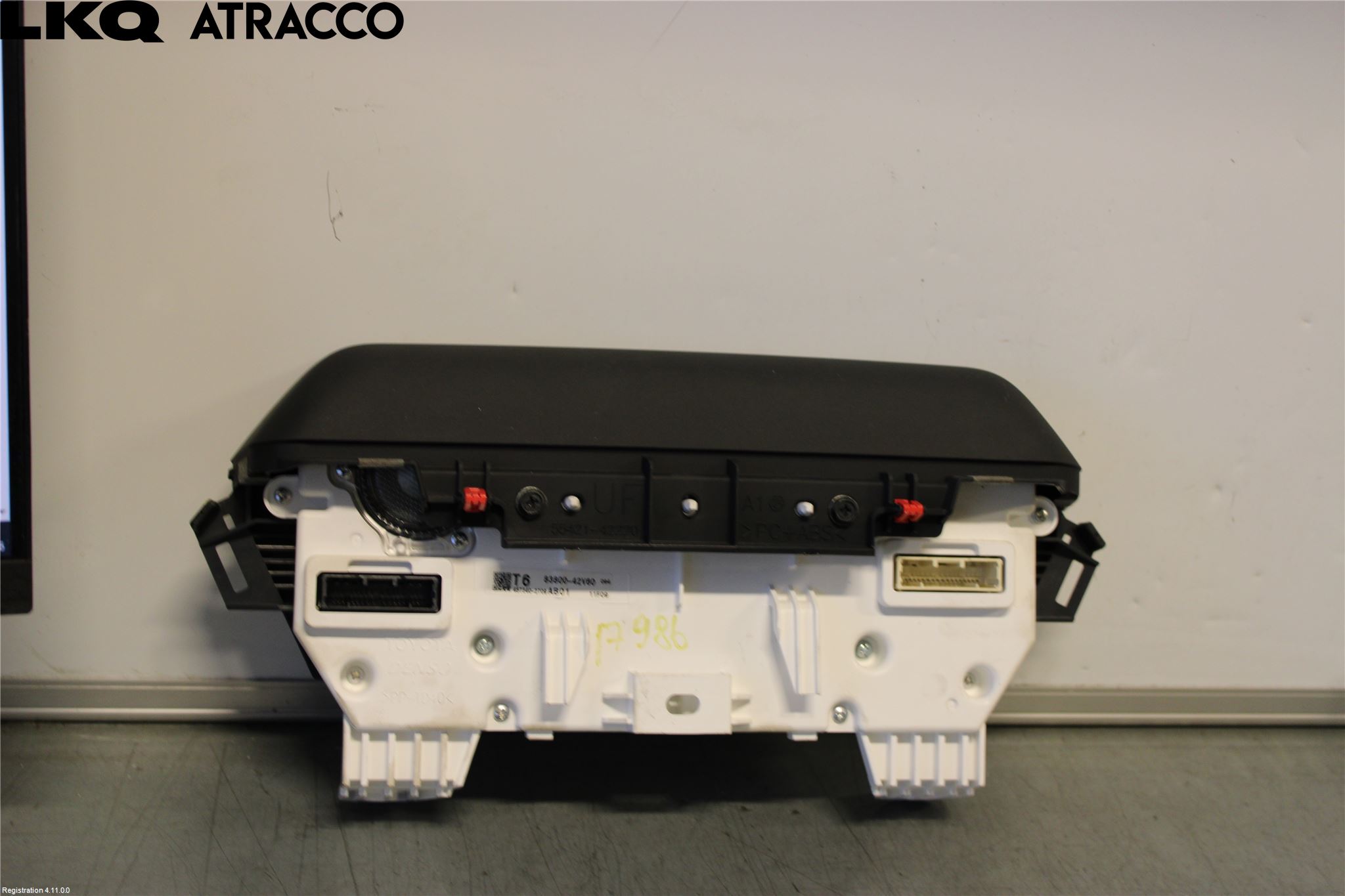 Toyota bZ4X EA10 22- Instr Kombinert