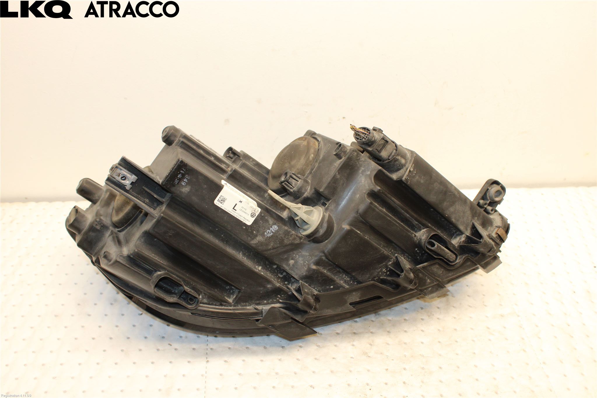 Volkswagen VW TOURAN 10-15 Frontlykt Venstre