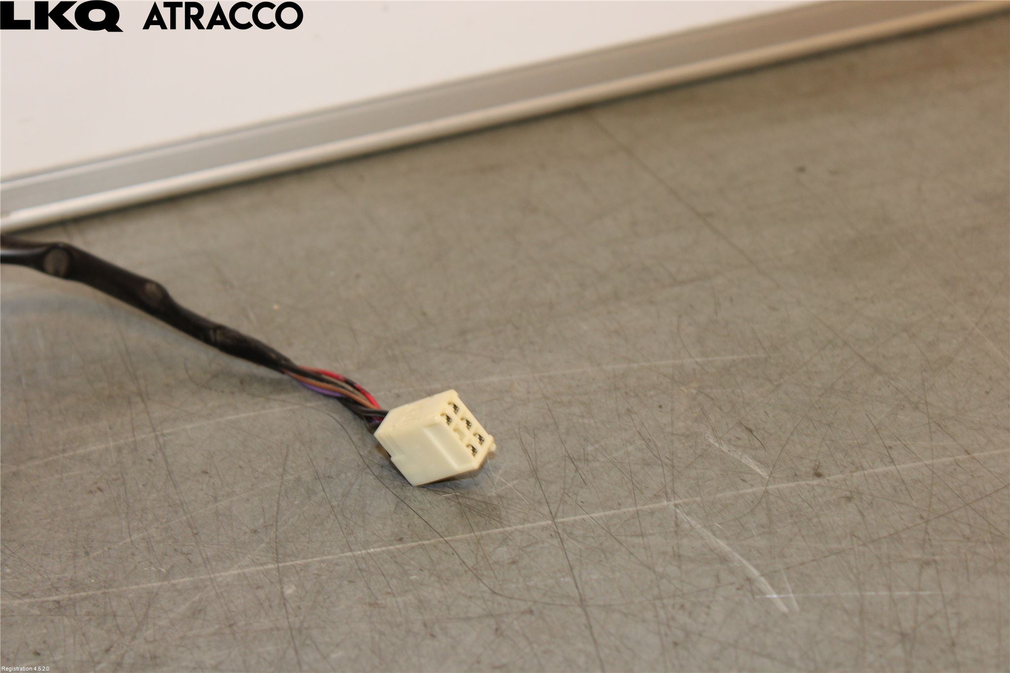 Toyota HI-ACE 06-12 Speil H M-El Justering