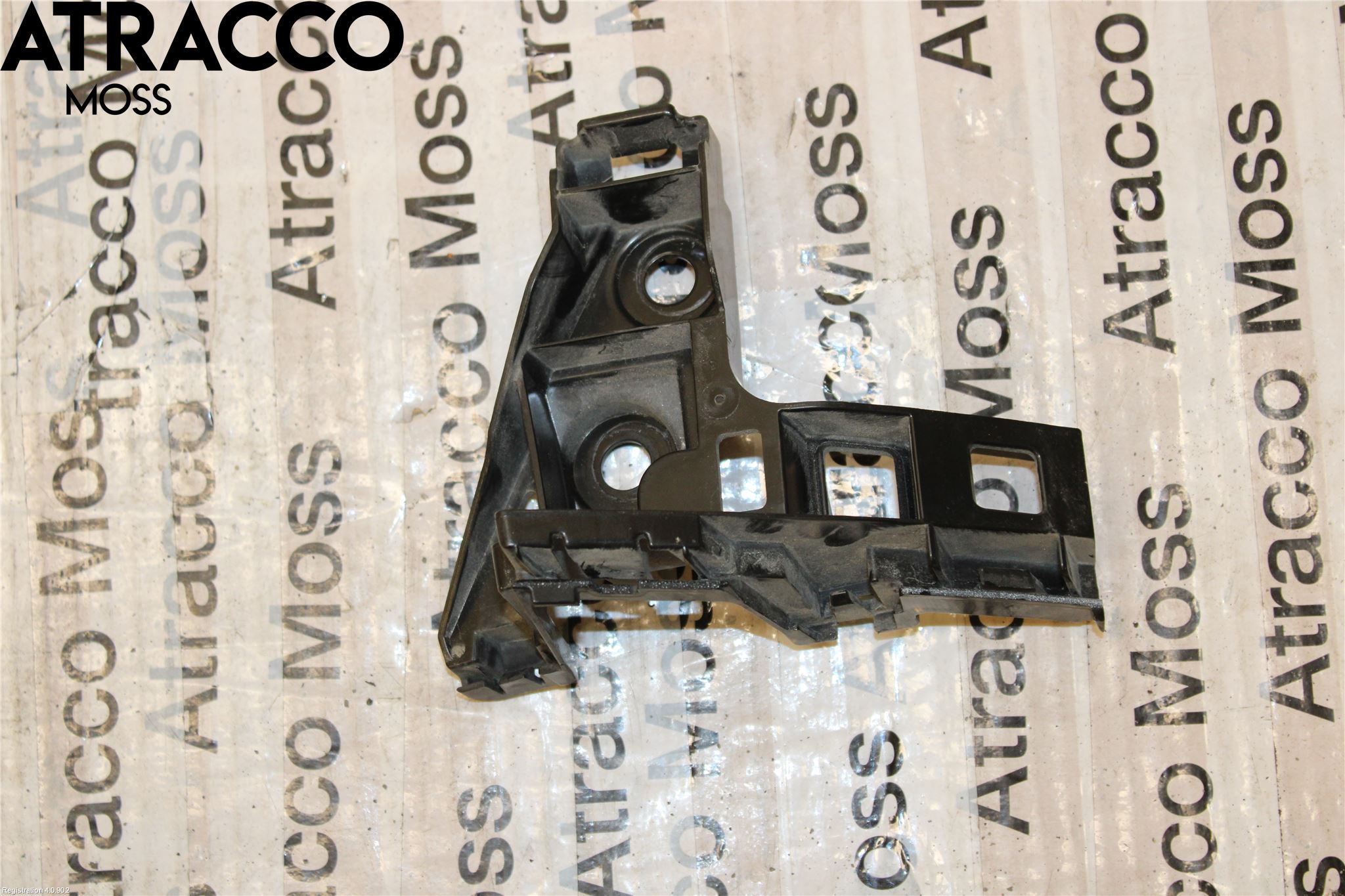 Volkswagen VW GOLF / E-GOLF VII 13-20 Støtfanger Bak Feste