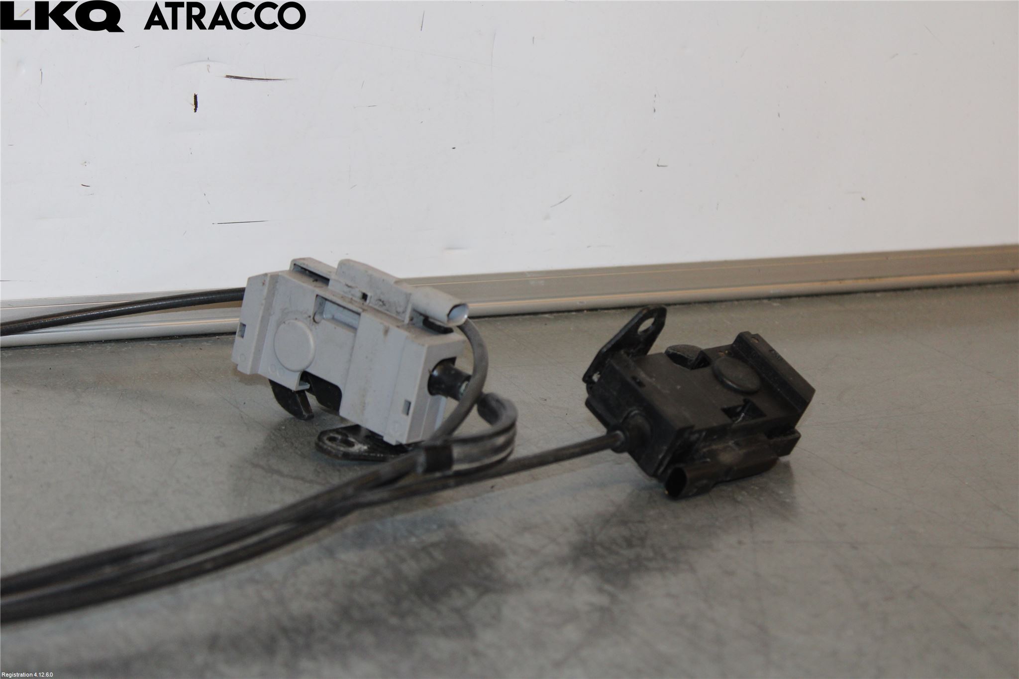 Mercedes-Benz MB C-KLASS (W206) 21- Panserlås