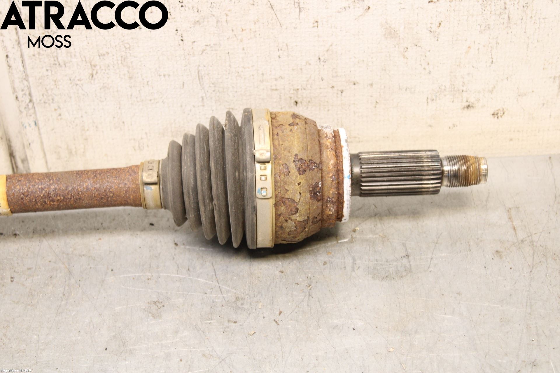 Kia SOUL 09- Drivaksel Foran Kompl Venstre