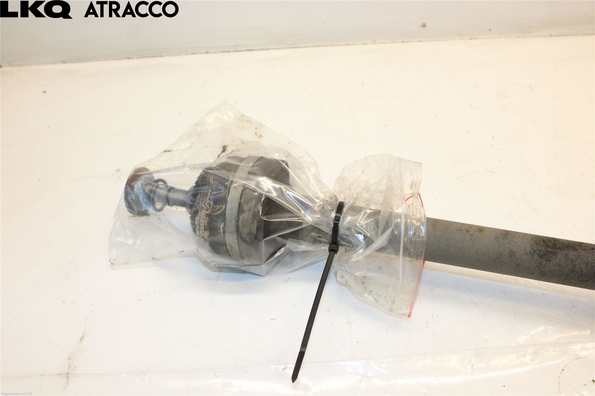 BMW 5 G30/G31/F90 17-23 Drivaksel Bak Kompl Høyre
