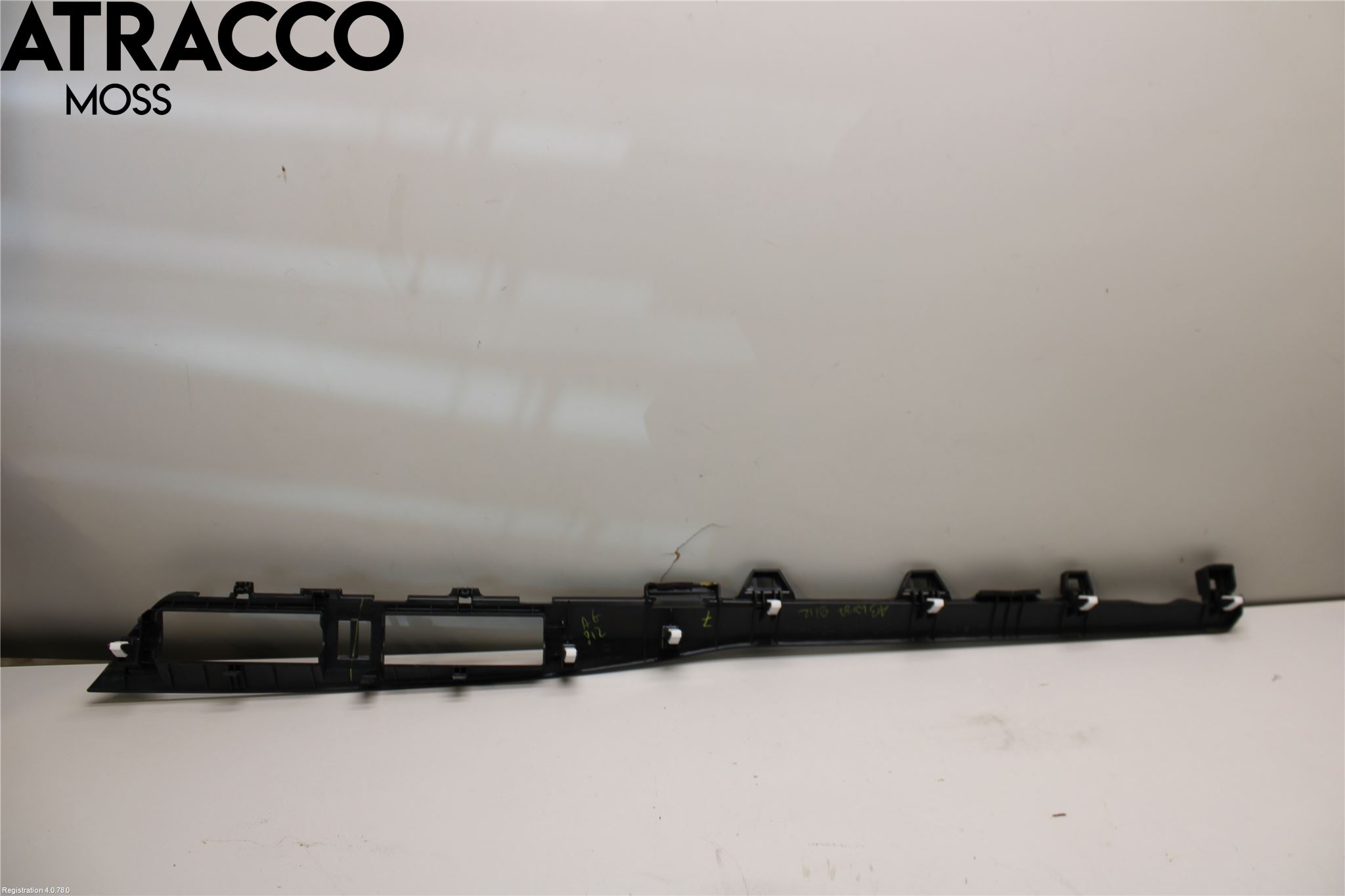 Toyota AURIS 13-19 Innr Dekor Instrbord