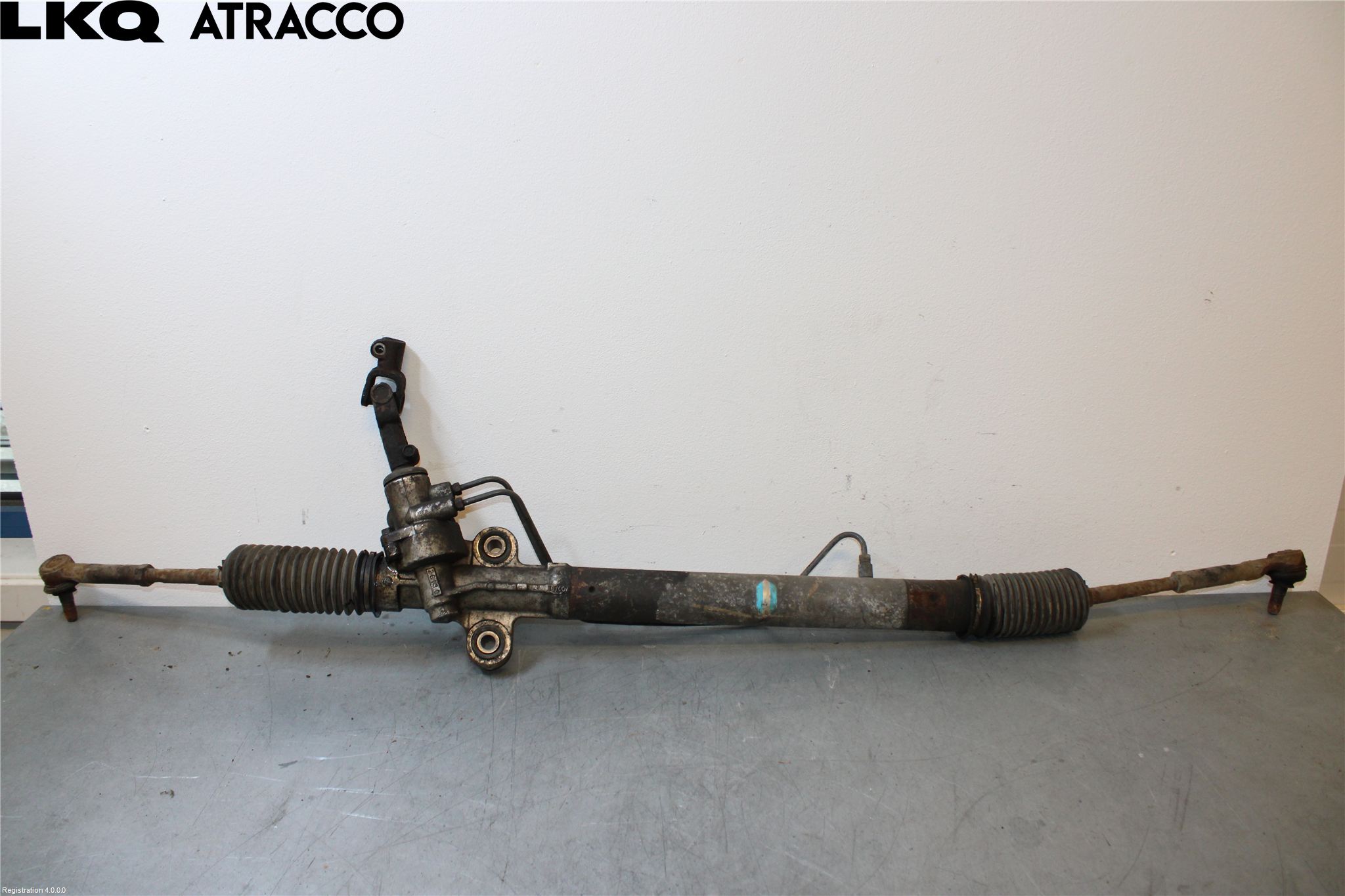 Toyota HI-ACE 06-12 Servo Snekke - Tannstang