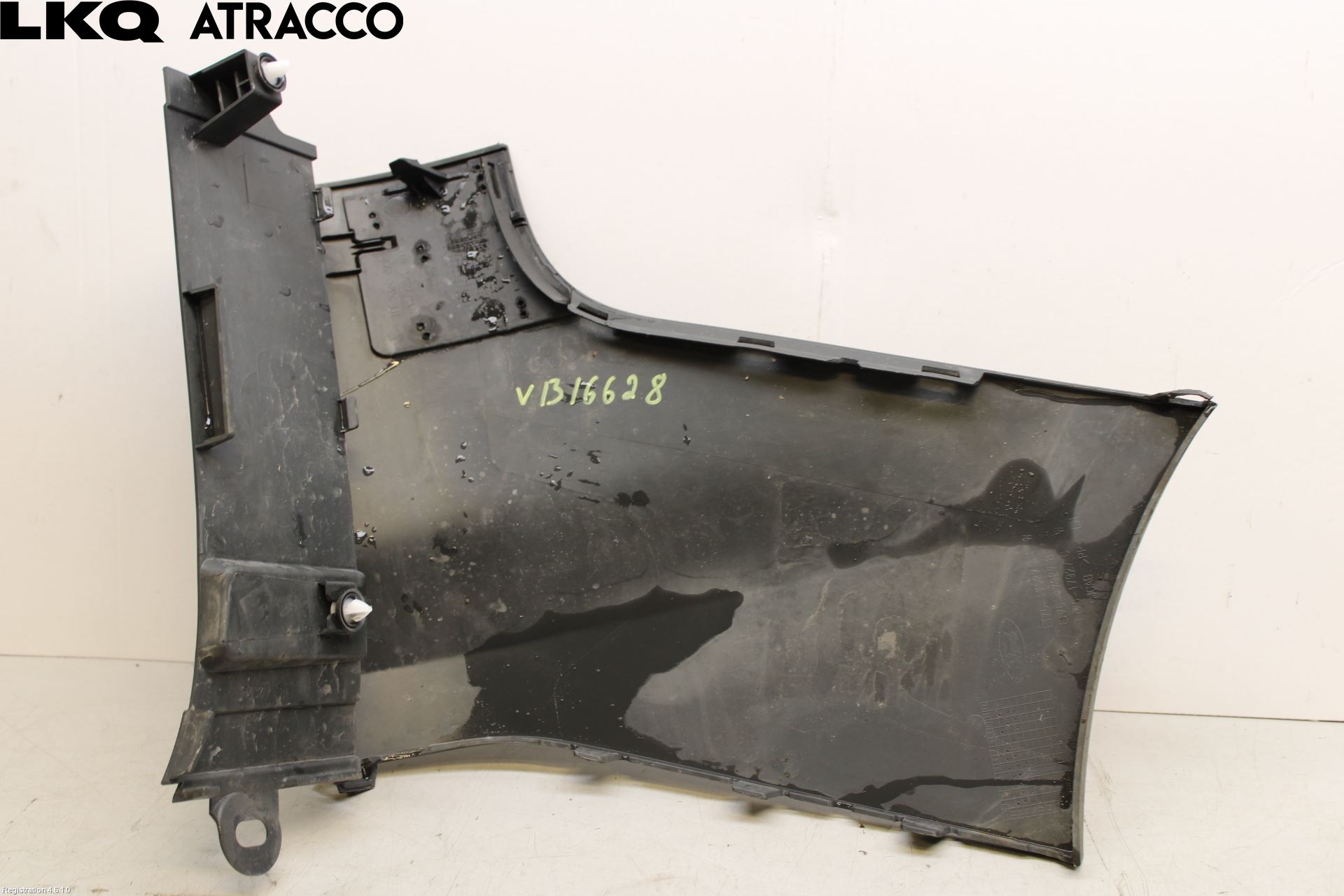 Ford TRANSIT/TOURNEO COURIER 13-23 Støtfanger Bak Hjørne Venstre