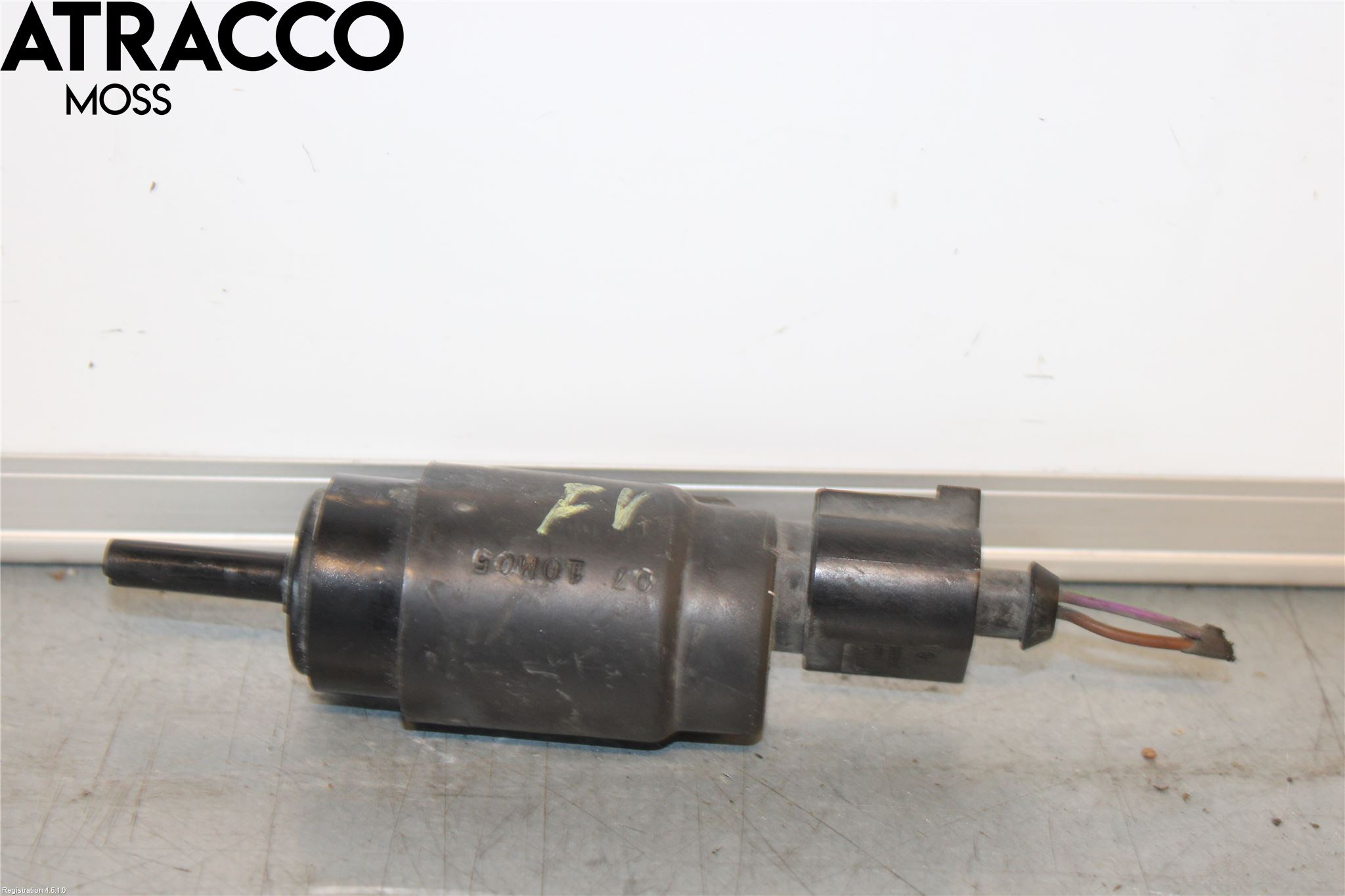 Mercedes-Benz MB SPRINTER (W906) 06-18 Spylerpumpe Frontrute