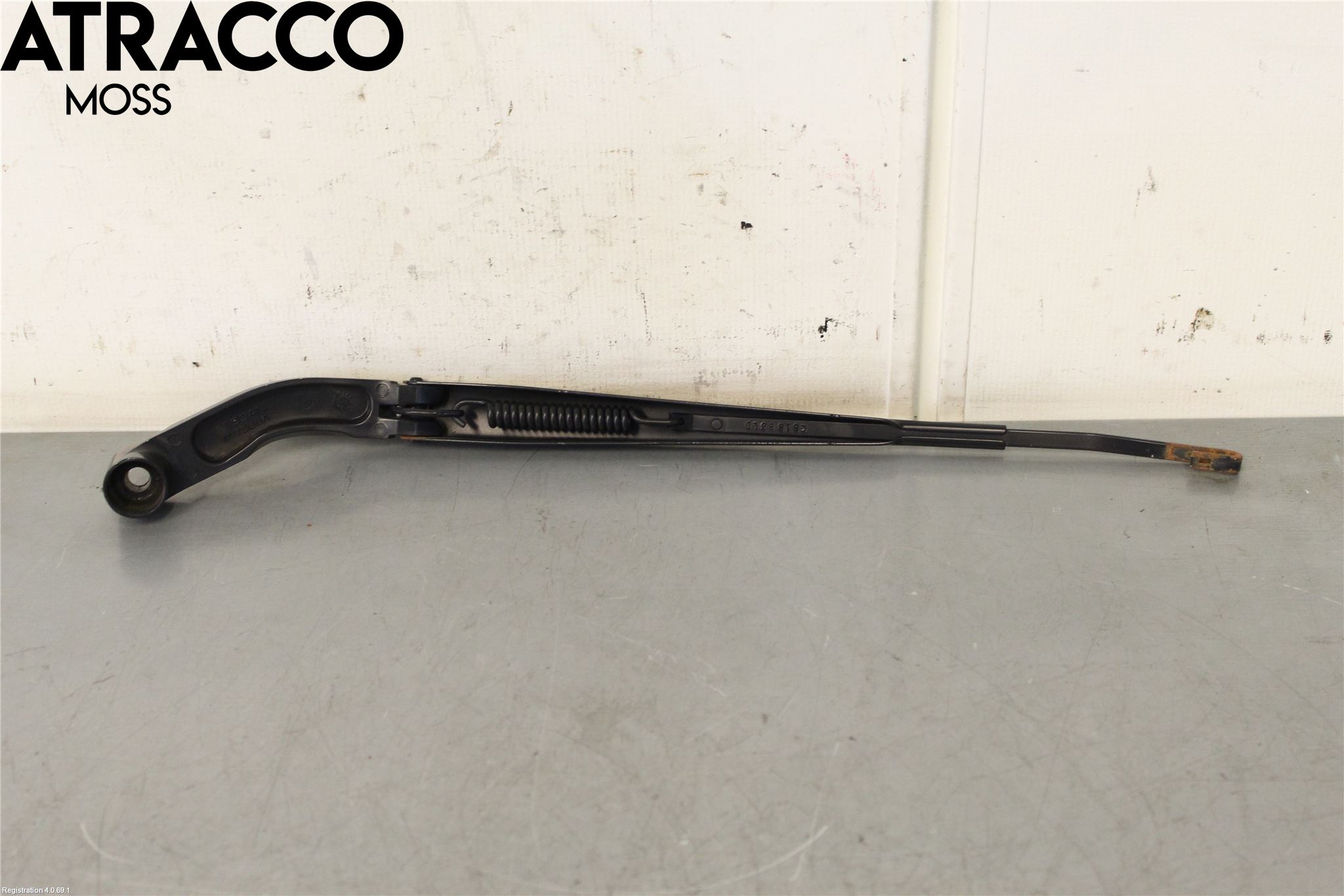 Nissan LEAF 11-17 Viskerarm-Armer Frontrute