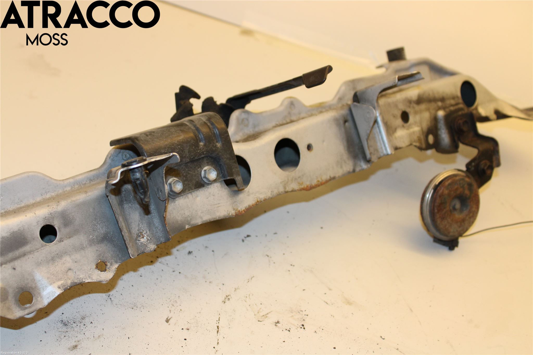 Toyota YARIS XP130 15-20 Radiator Feste - Ramme - Bjelk